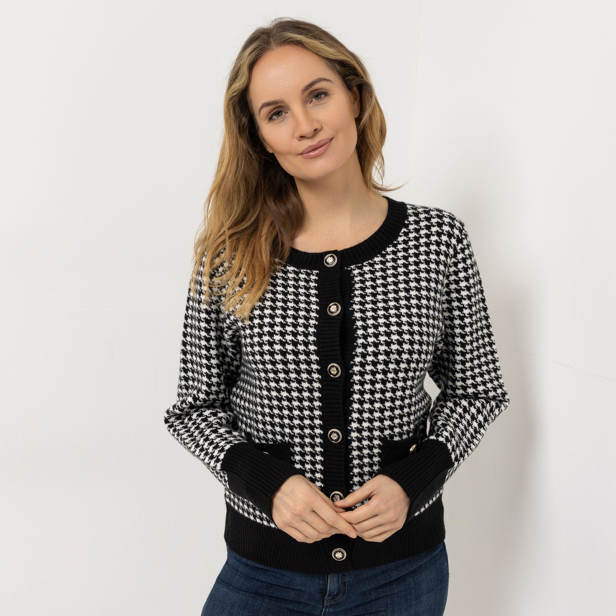 VIA MILANO Cardigan, 1/1-Arm Durchgeknöpft Rundhalsausschnitt figurumspielend