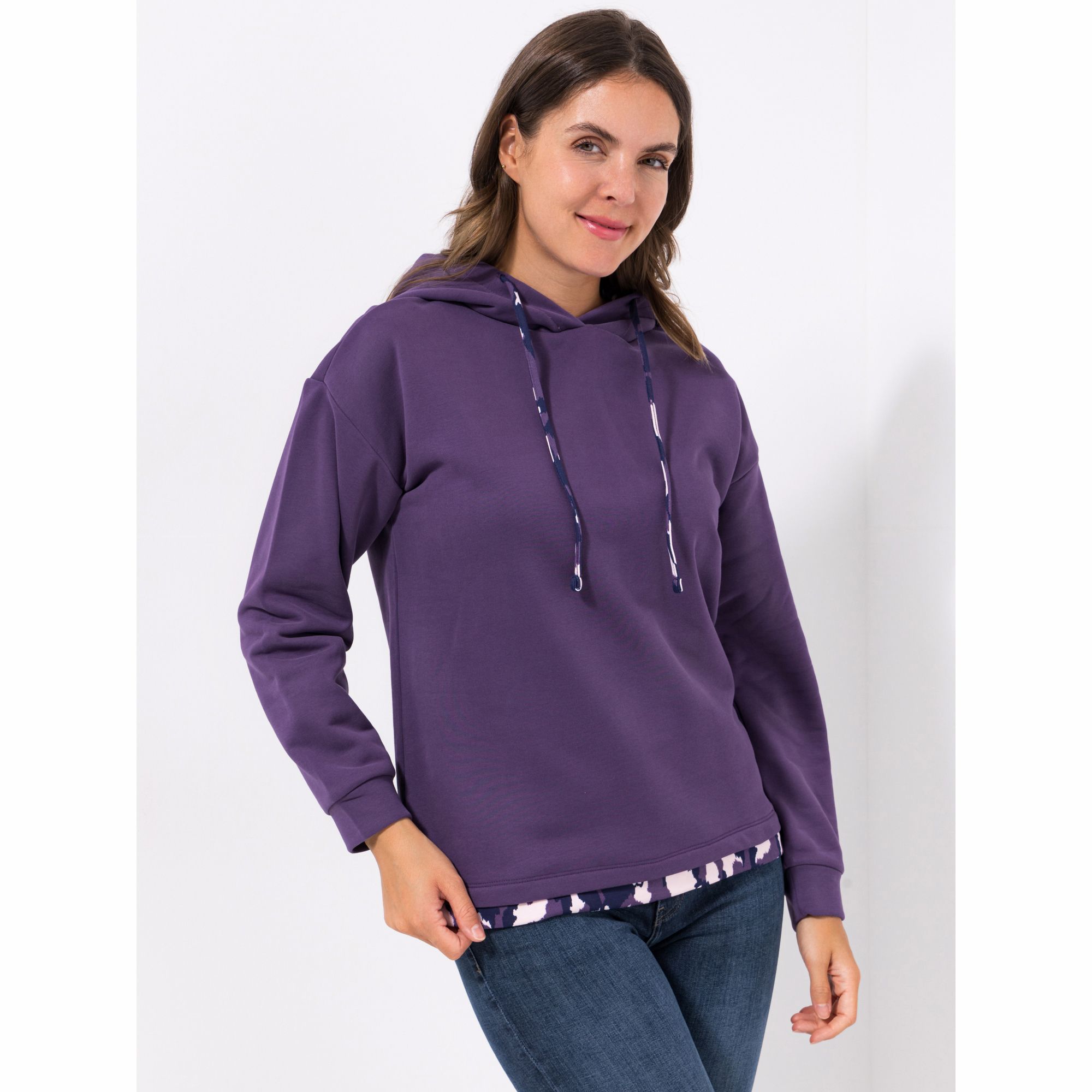 LYLA Hoodie, 1/1-Arm Sweat-Qualität Kapuze mit Kordelzug Kontrastdruck-Details