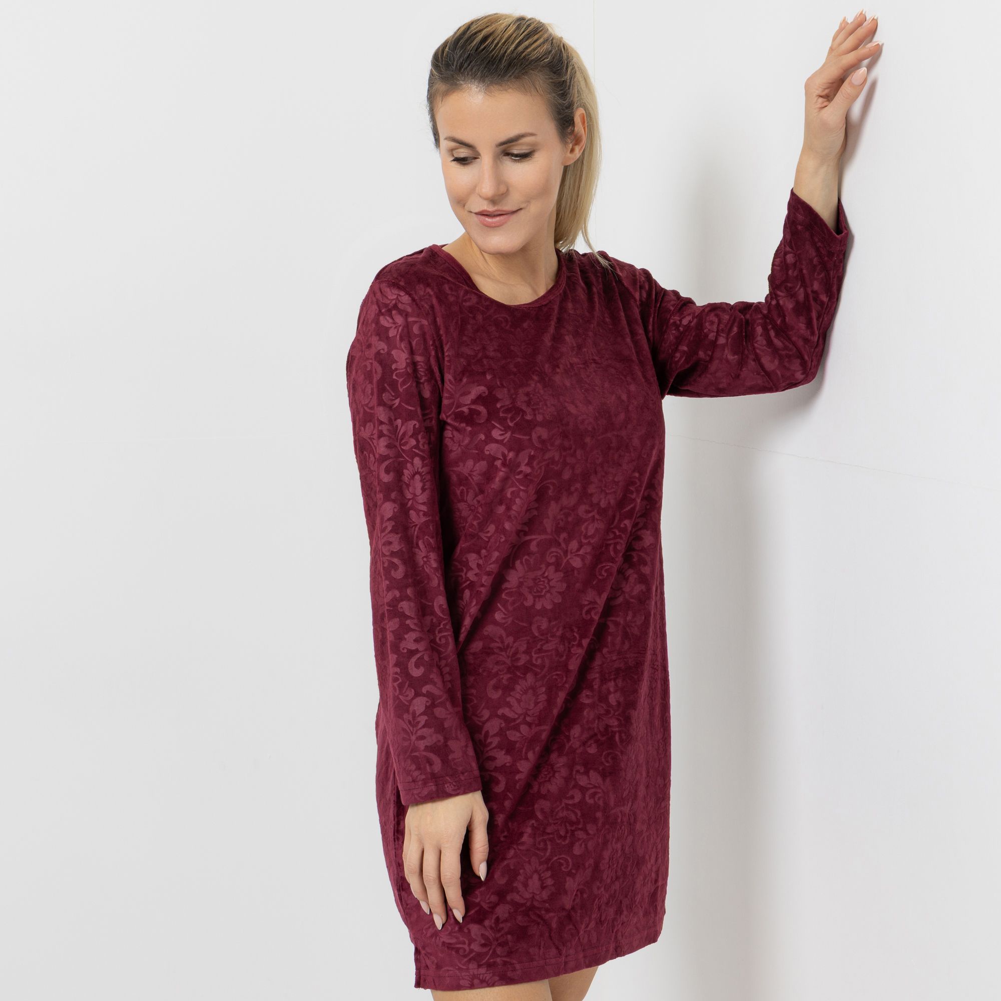 LITTLE ROSE Bigshirt, 1/1-Arm Rundhalsausschnitt Mikrofaser Nicki florale Prägung