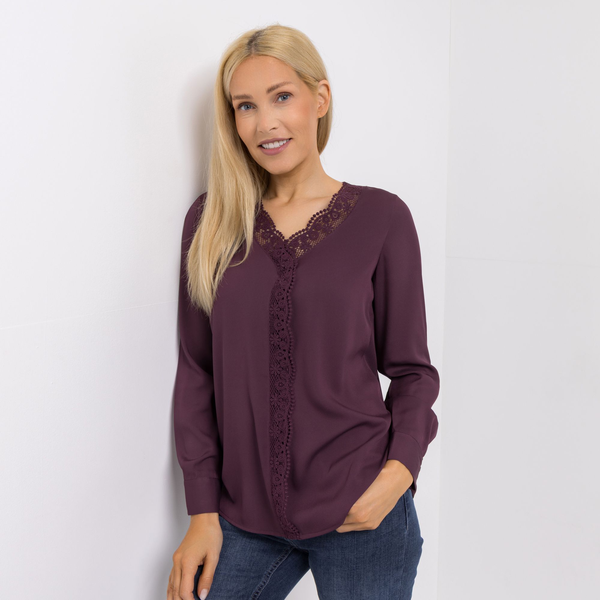 VIA MILANO Bluse, 1/1-Arm V-Ausschnitt figurumspielend Spitze