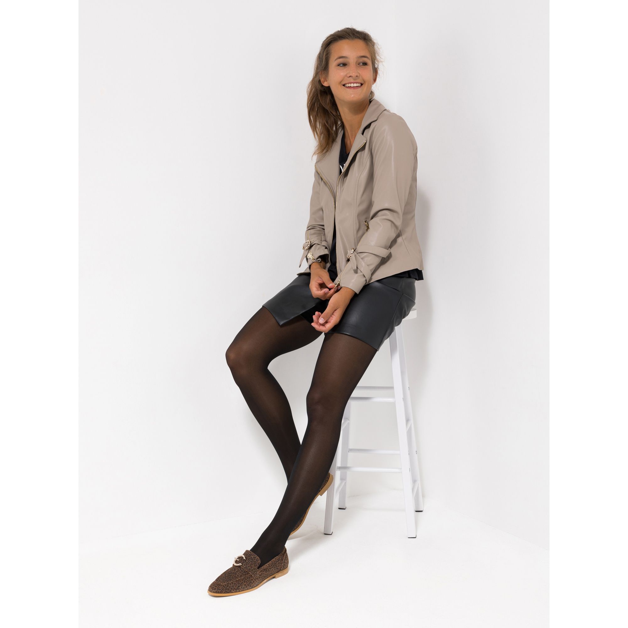 ICONIC by Marina Hoermanseder Jacke, Lederoptik Schnallendetails figurbetont