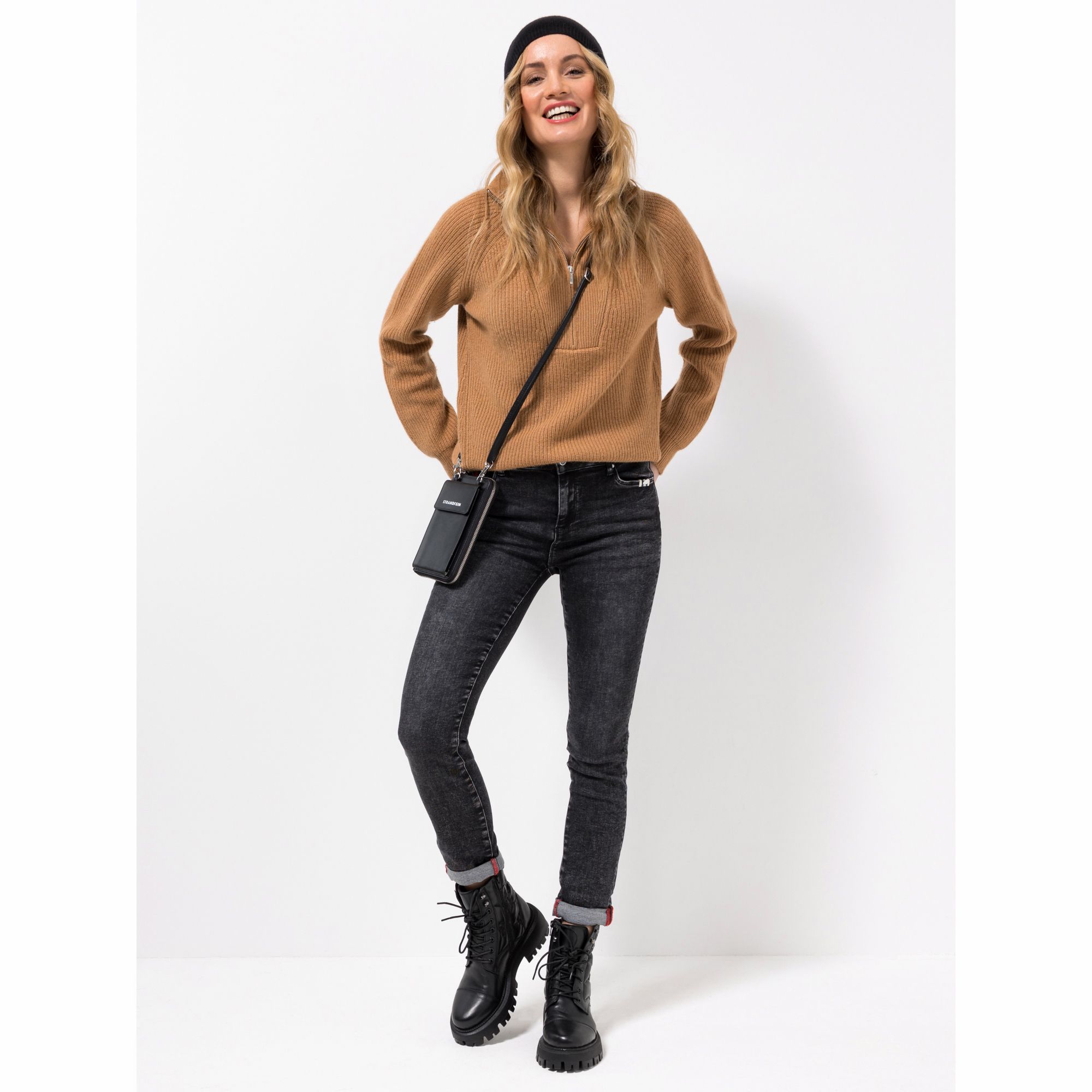 STRANDFEIN Jeanshose knöchellang elastische Ware schmales Bein