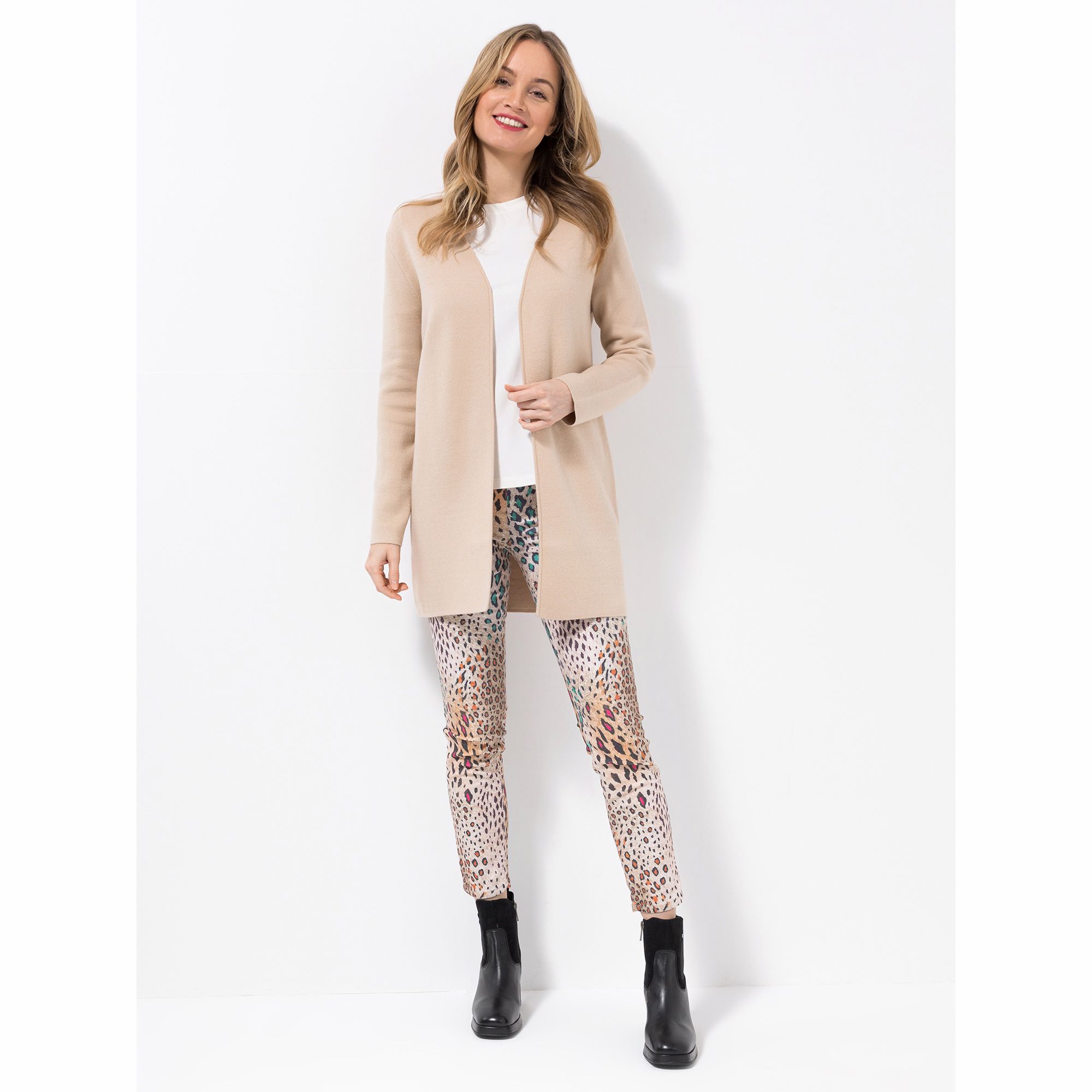 ANNI FOR FRIENDS Longcardigan, Alina Herzstickerei Länge ca. 78cm hüftbedeckend