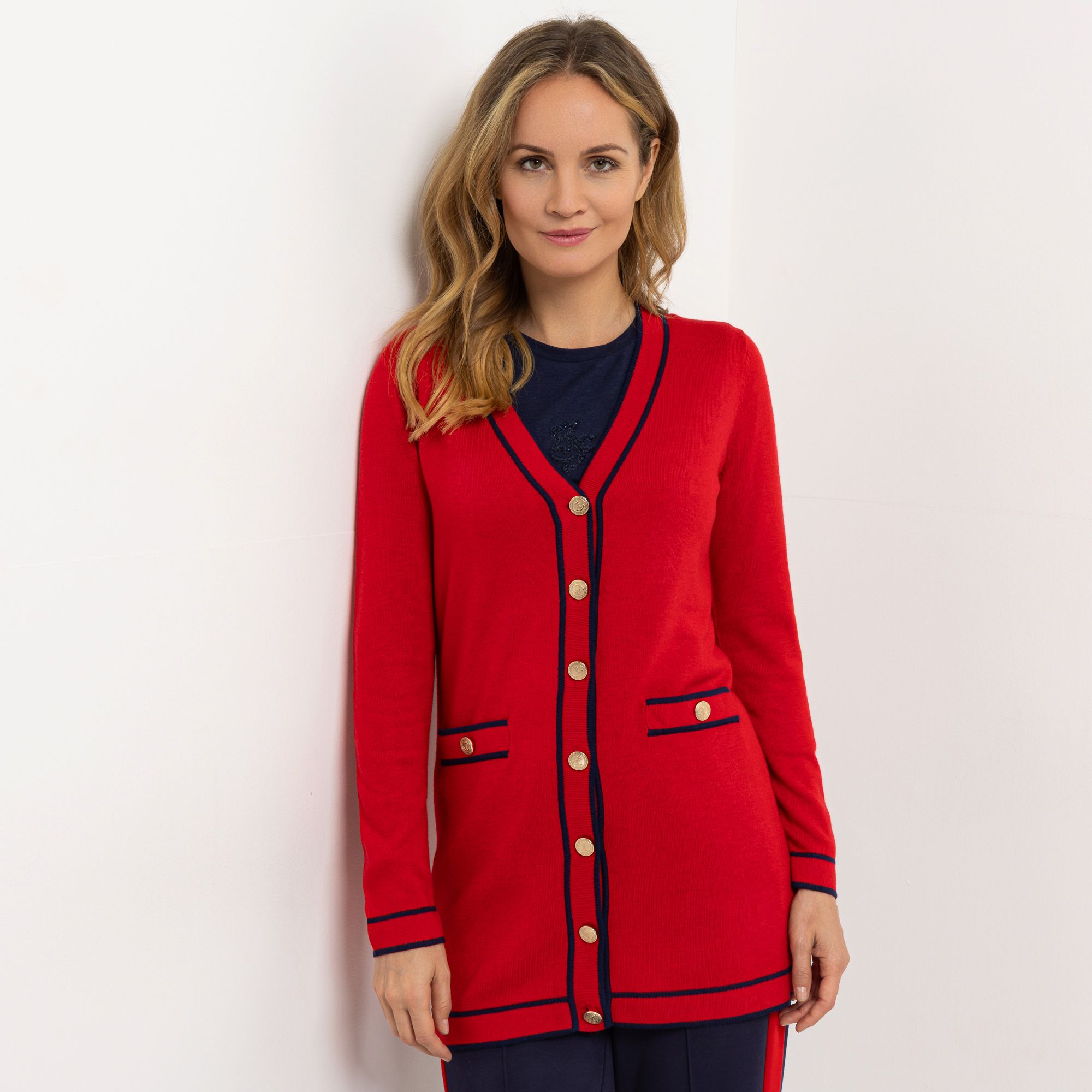 STRANDFEIN Longcardigan Schmuckknöpfe Kontrastdetails figurumspielend