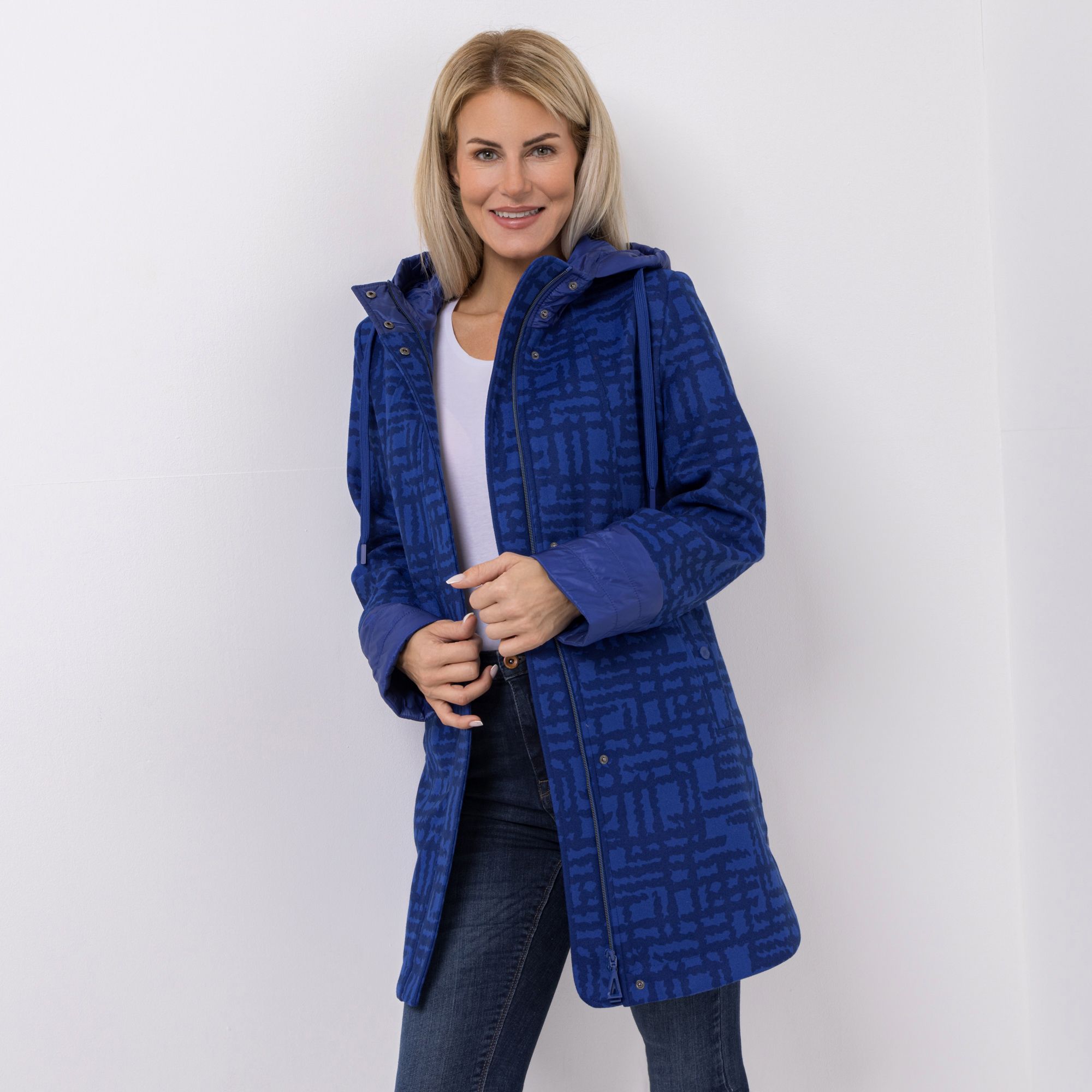 DAWID by Dawid Tomaszewski Kurzmantel Kapuze, bedruckt schmale Passform