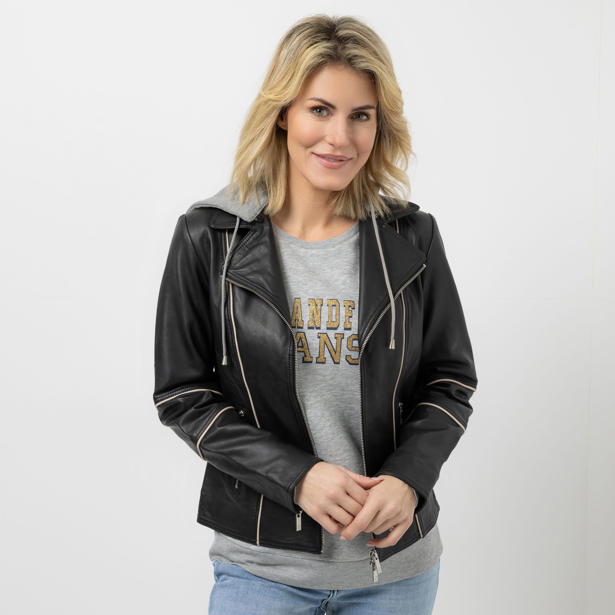 STRANDFEIN Lederjacke Lammnappa abnehmbare Kapuze figurumspielend