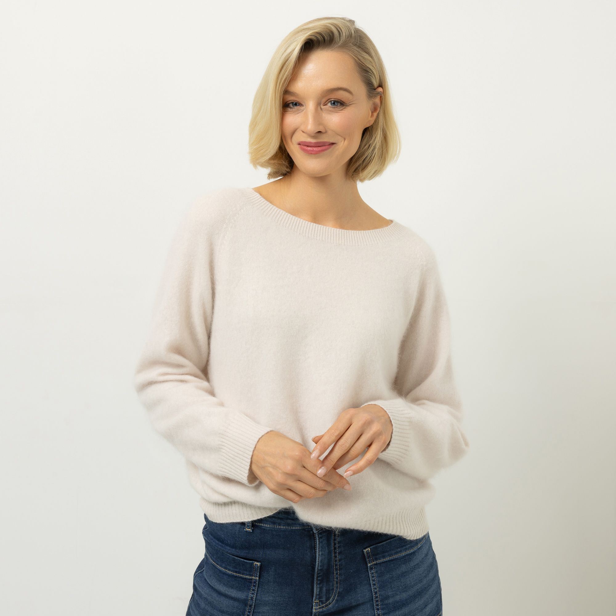 ANNA VON GRIESHEIM Pullover, langarm Merino/ Kaschmir gebrushed figurumspielend