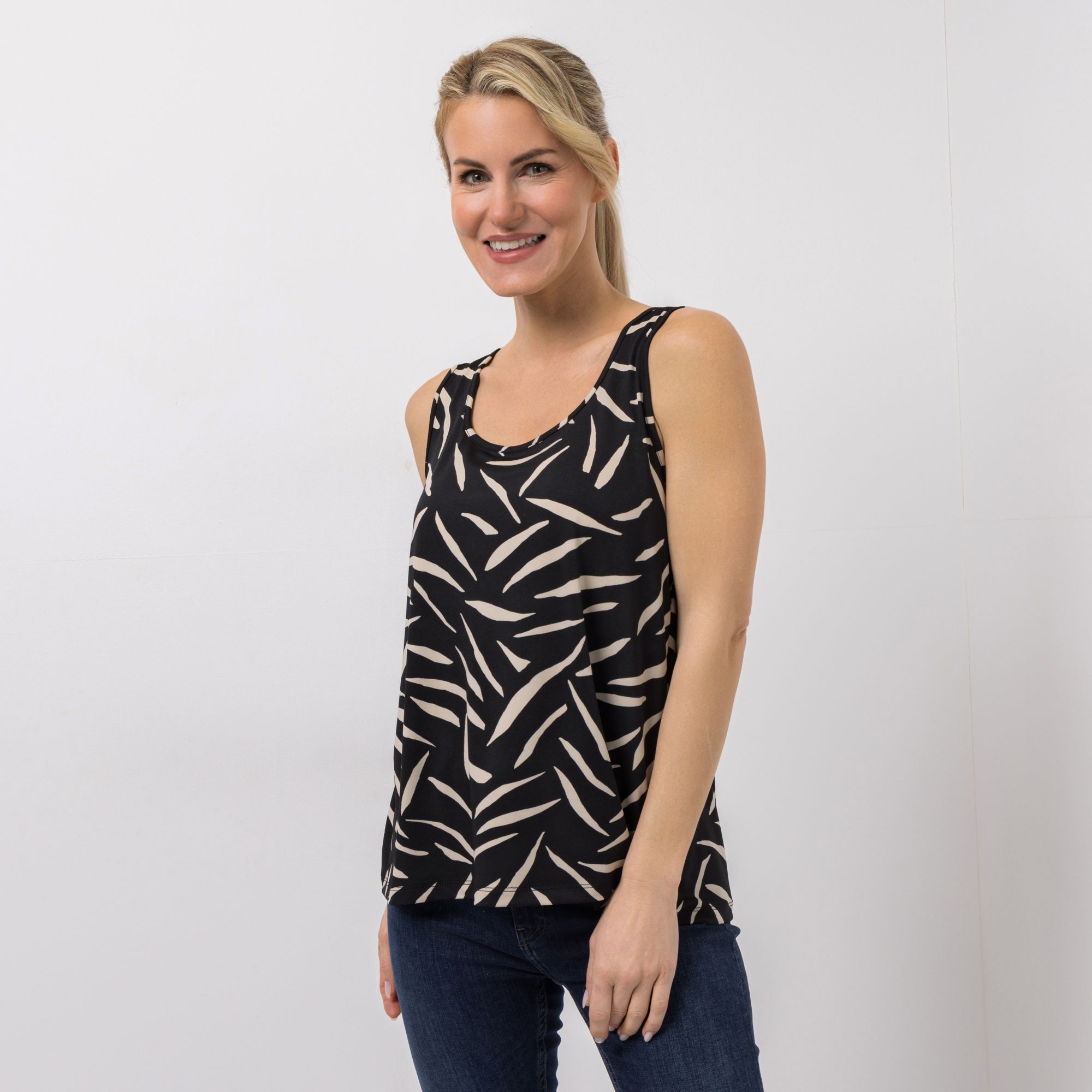 KIM & CO. Wende-Top Brazil Knit Jersey ausgestellter Saum figurumspielend