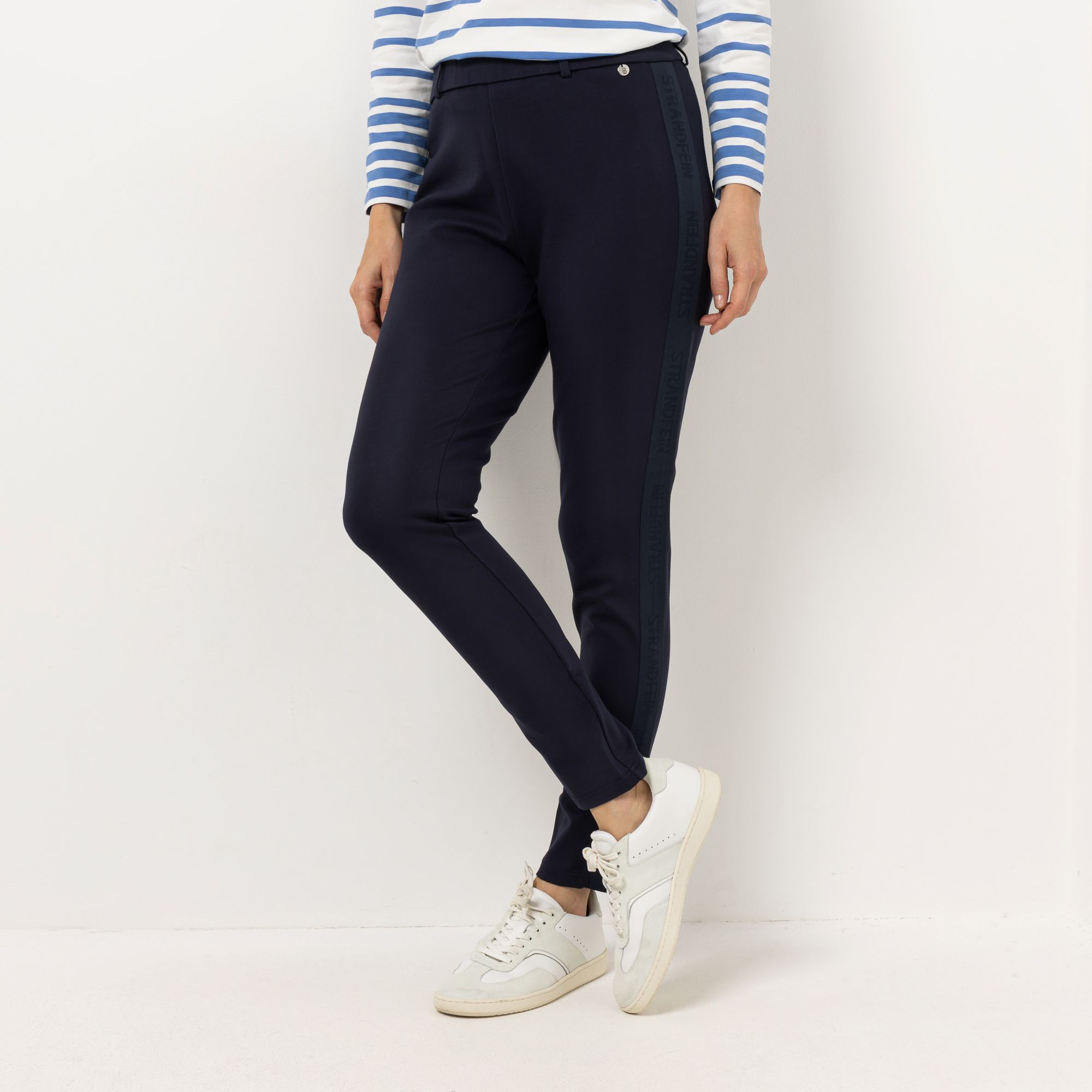 STRANDFEIN Hose, knöchellang Rundumdehnbund mit Logo schmales Bein