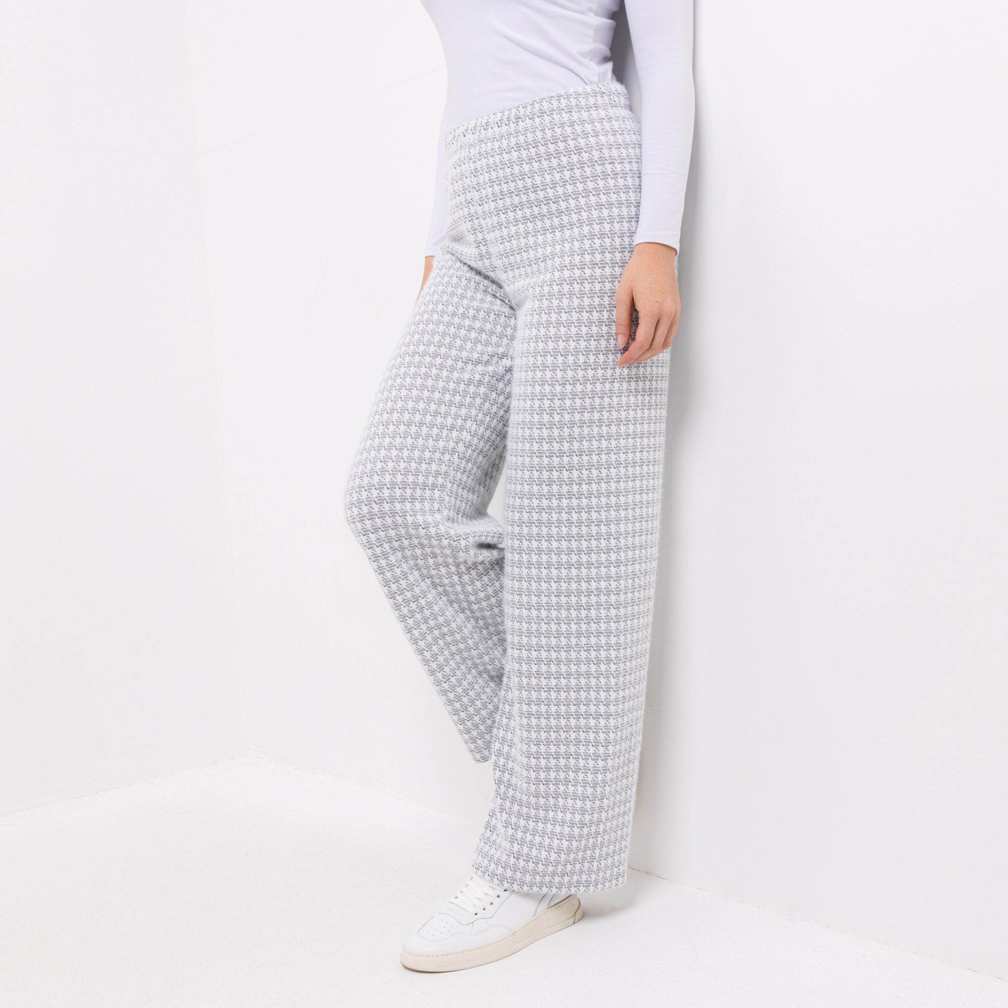 KIM & CO. Hose, lange Form Jacquard Jersey Rundumdehnbund weites Bein