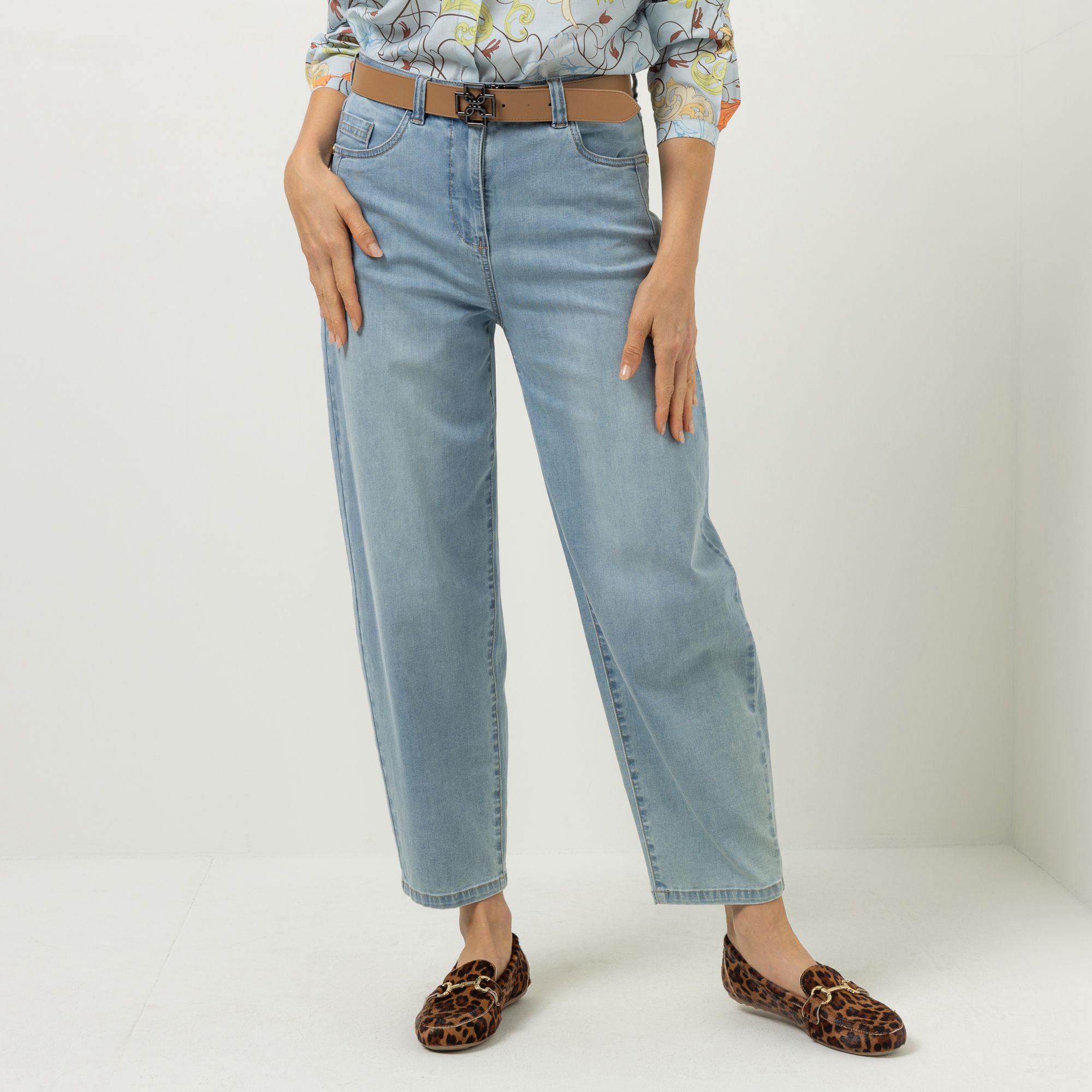DAWID by Dawid Tomaszewski Jeanshose Barrel-Style konisches Bein