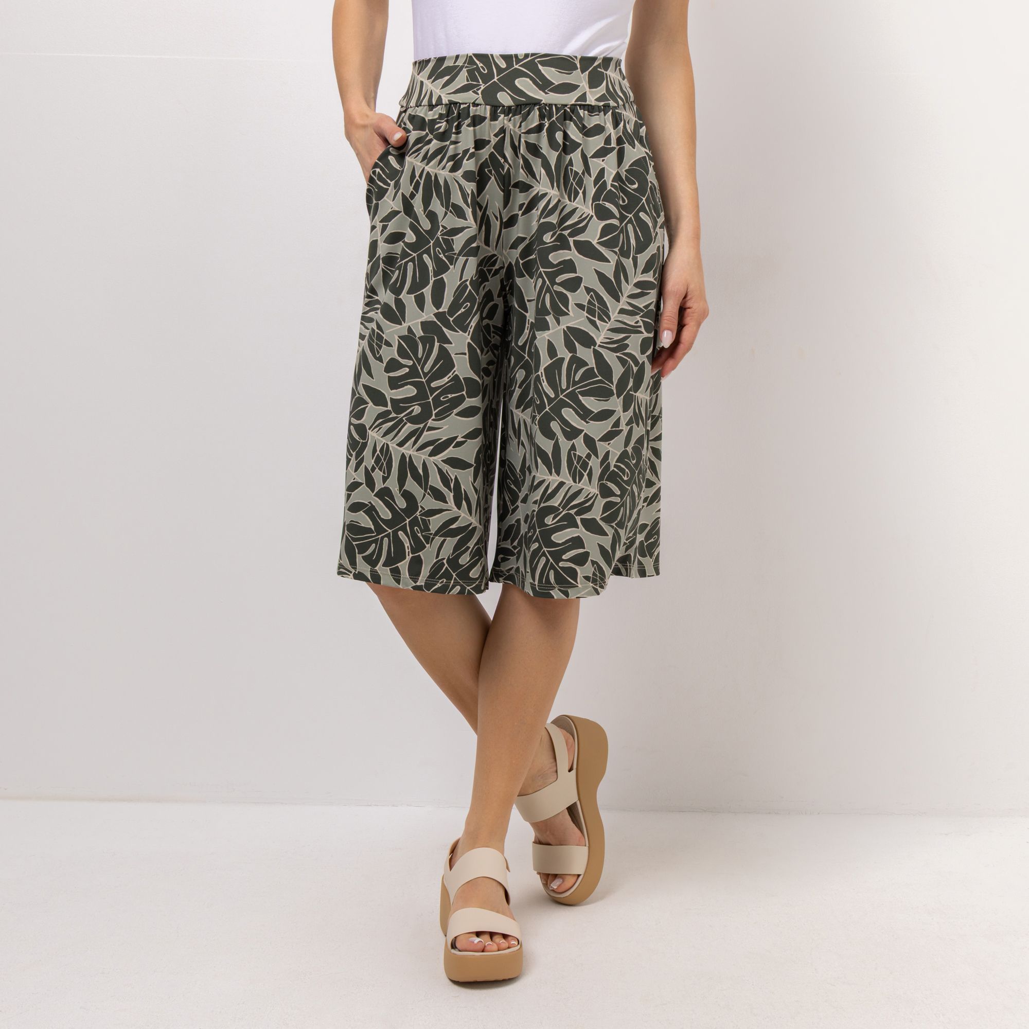 KIM & CO. Shorts Brazil Knit Jersey Eingrifftaschen figurumspielend