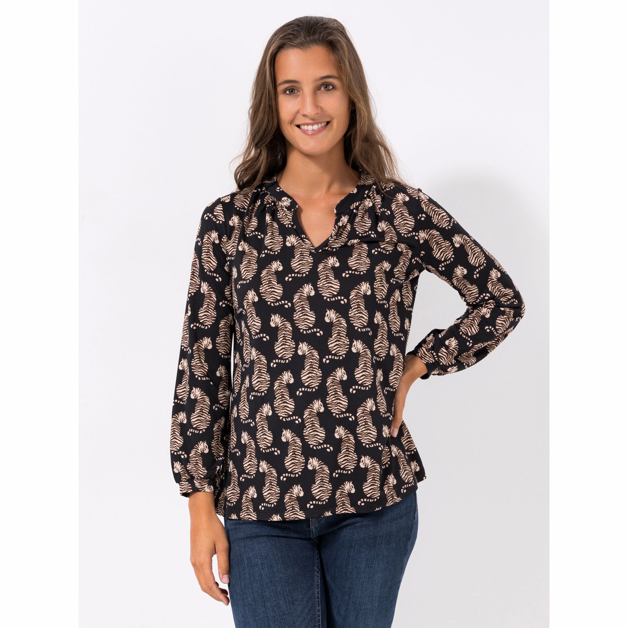 KIM & CO. Shirt, Langarm Brazil Knit Jersey gerüschter Ausschnitt figurumspielend