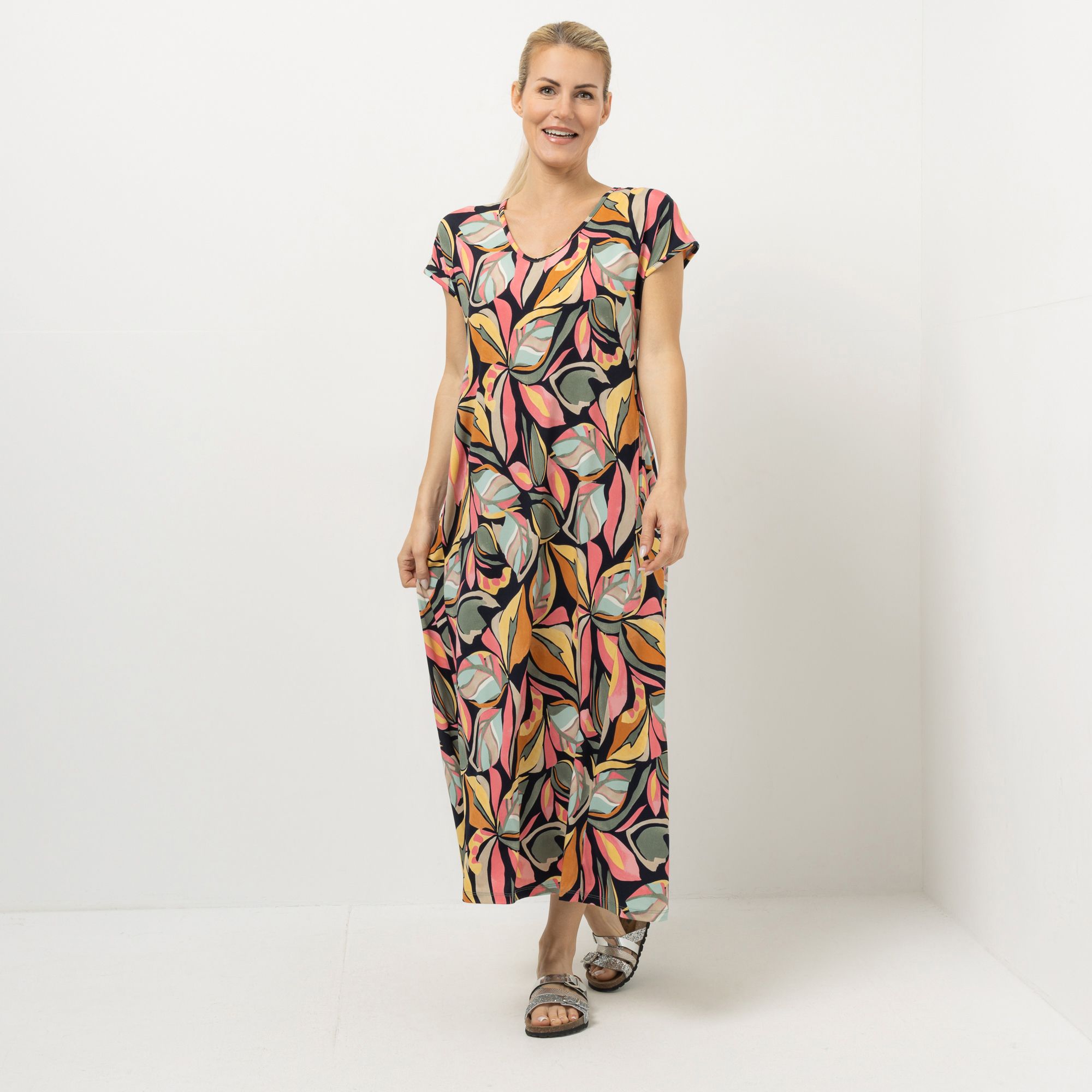KIM & CO. Maxi-Kleid, 1/2-Arm Brazil Knit Jersey V-Ausschnitt figurumspielend