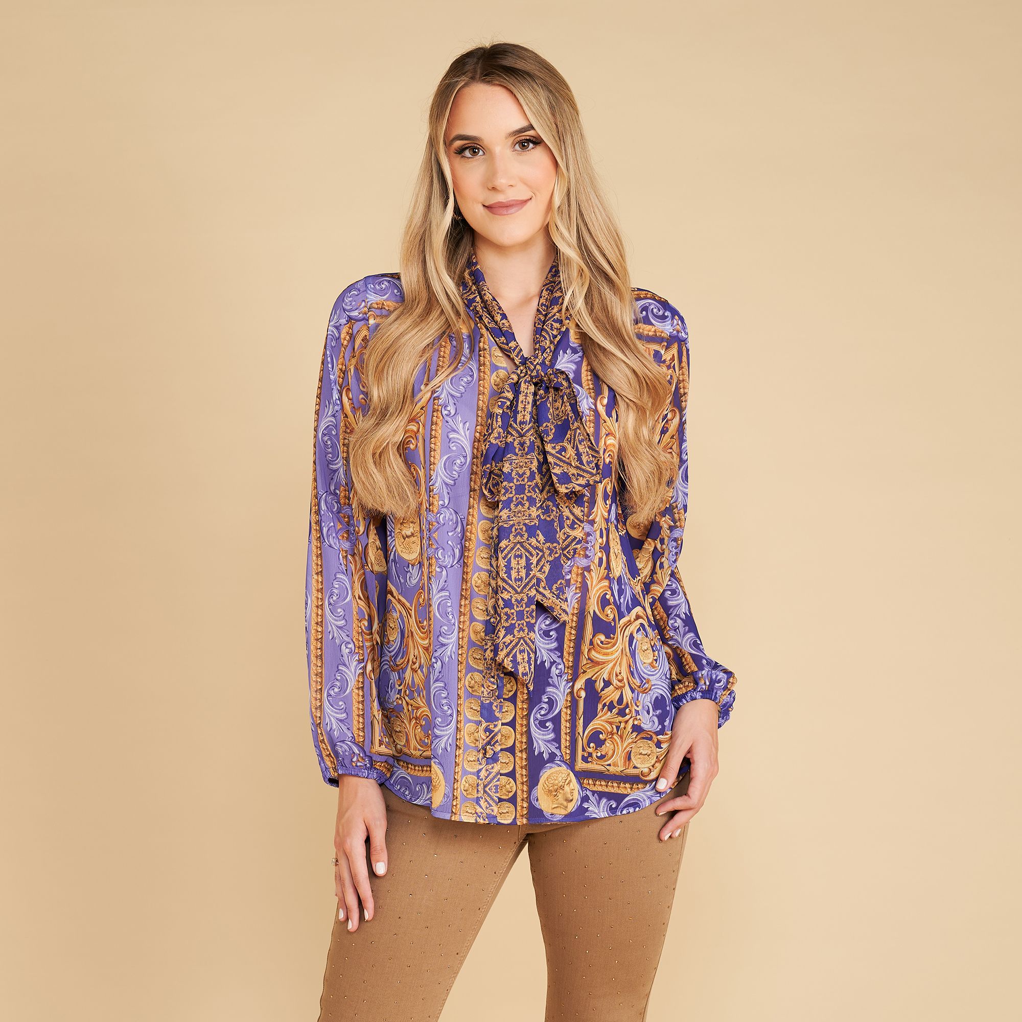 SCHIFFHAUER MUNICH® Bluse, Knopfleiste Rundhalsausschnitt Schleife zum Binden figurumspielend