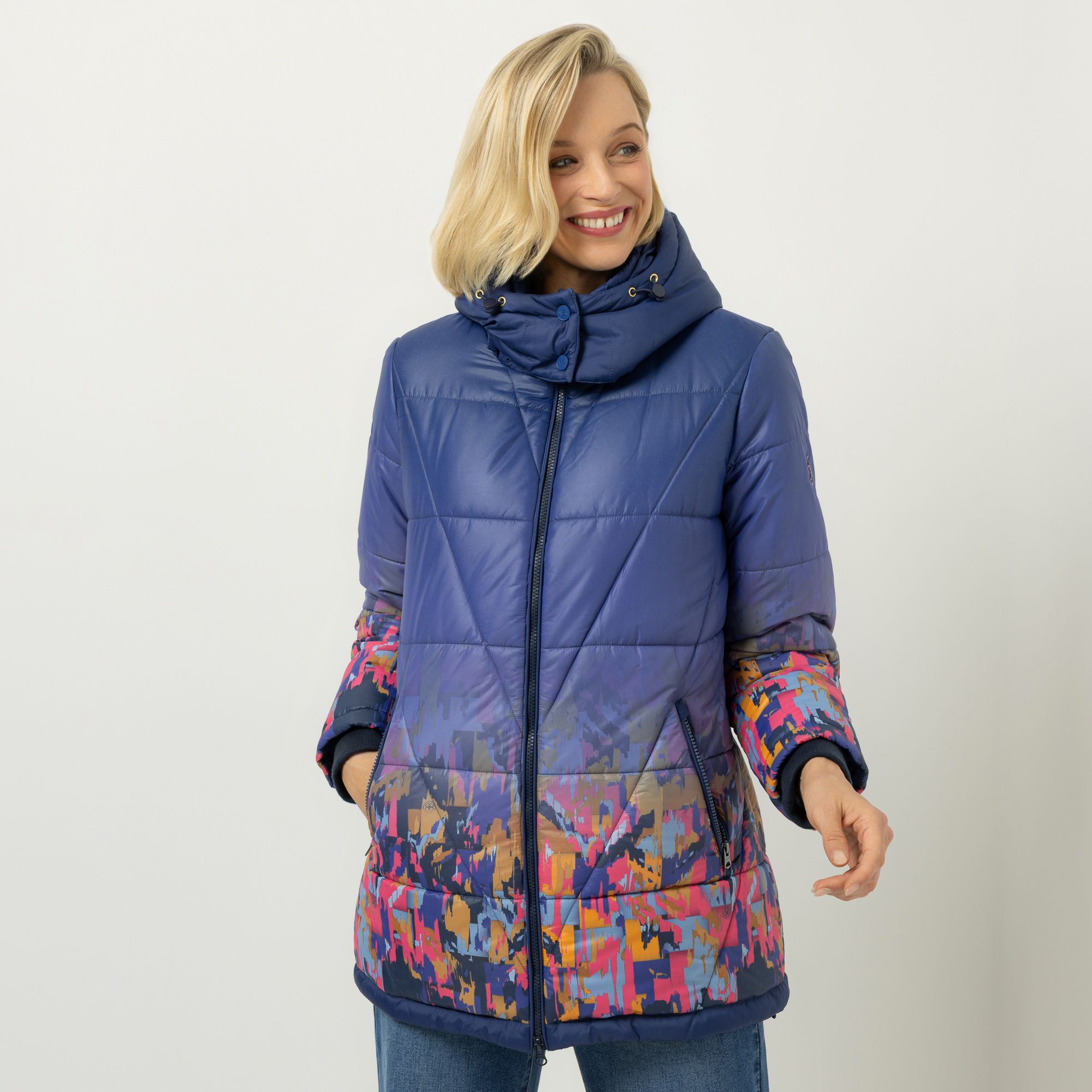 DAWID by Dawid Tomaszewski Steppjacke Kragen mit Kapuze figurumspielend