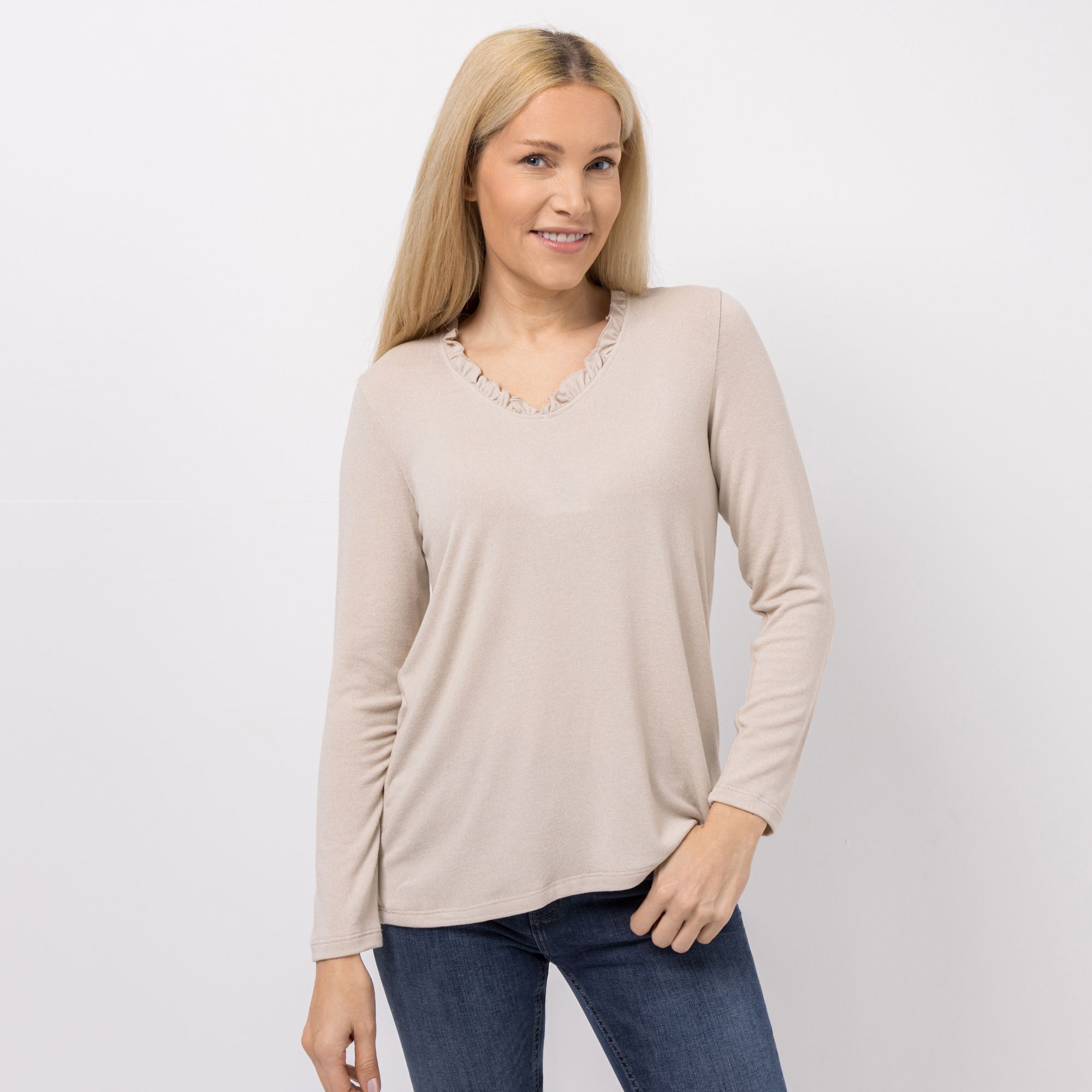 KIM & CO. Shirt, Langarm Feinstrick-Optik gerüschter Ausschnitt figurumspielend