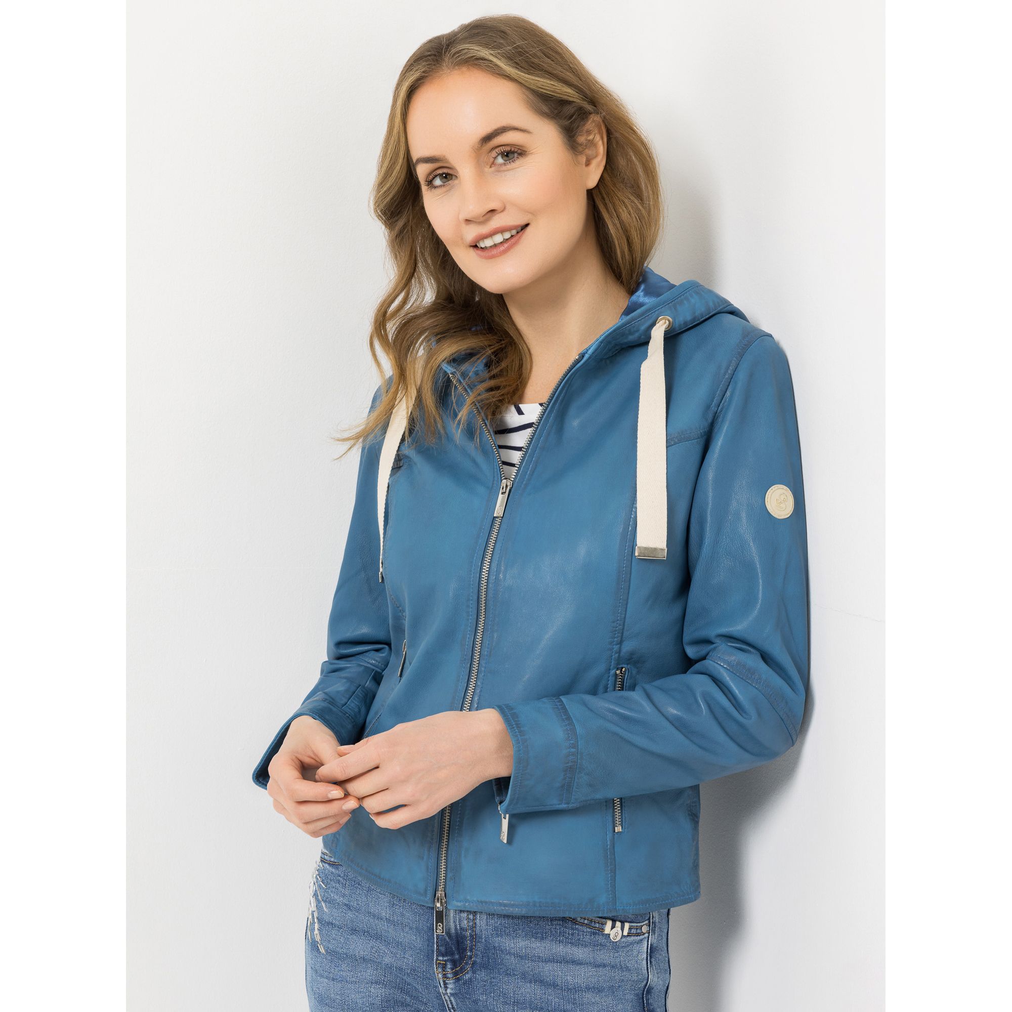 STRANDFEIN Lederjacke Lammnappa Lederkapuze figurumspielend