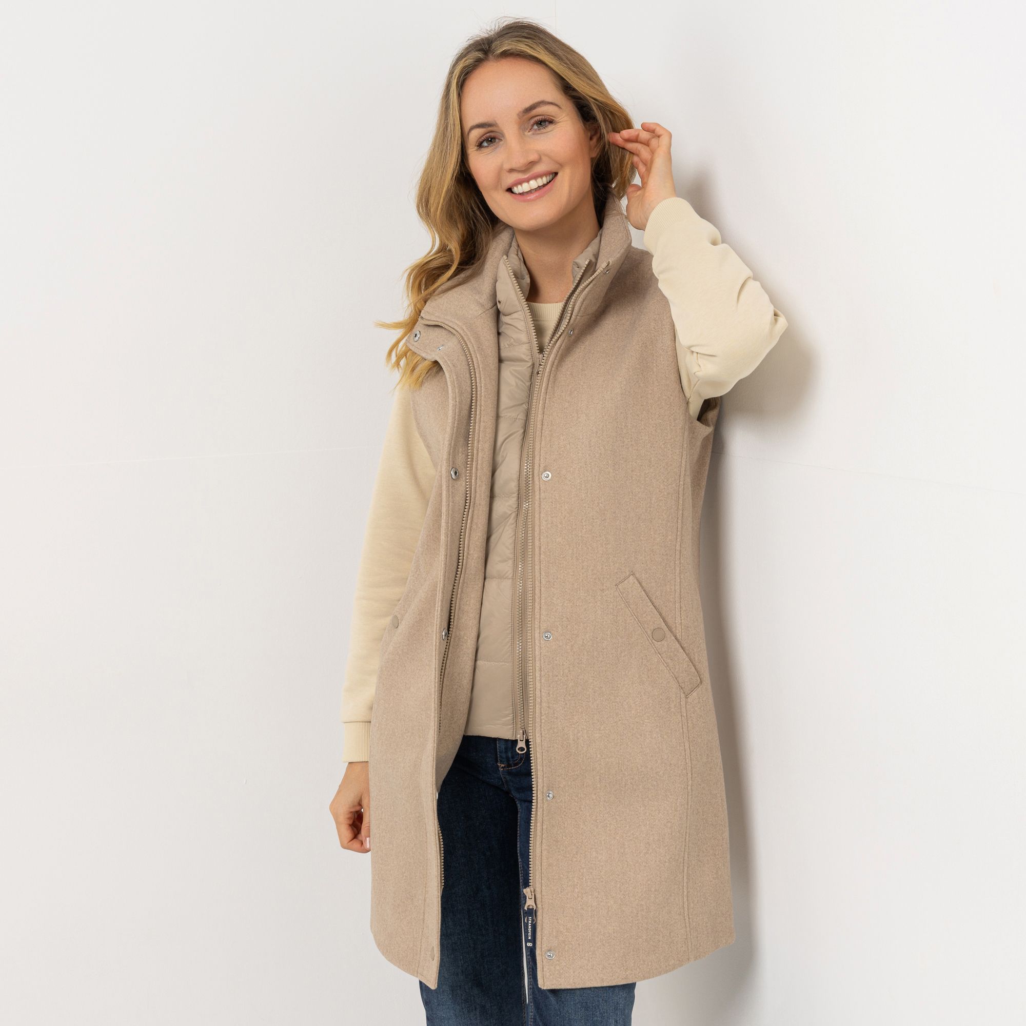 STRANDFEIN Longweste Materialmix 2in1 Optik figurumspielend