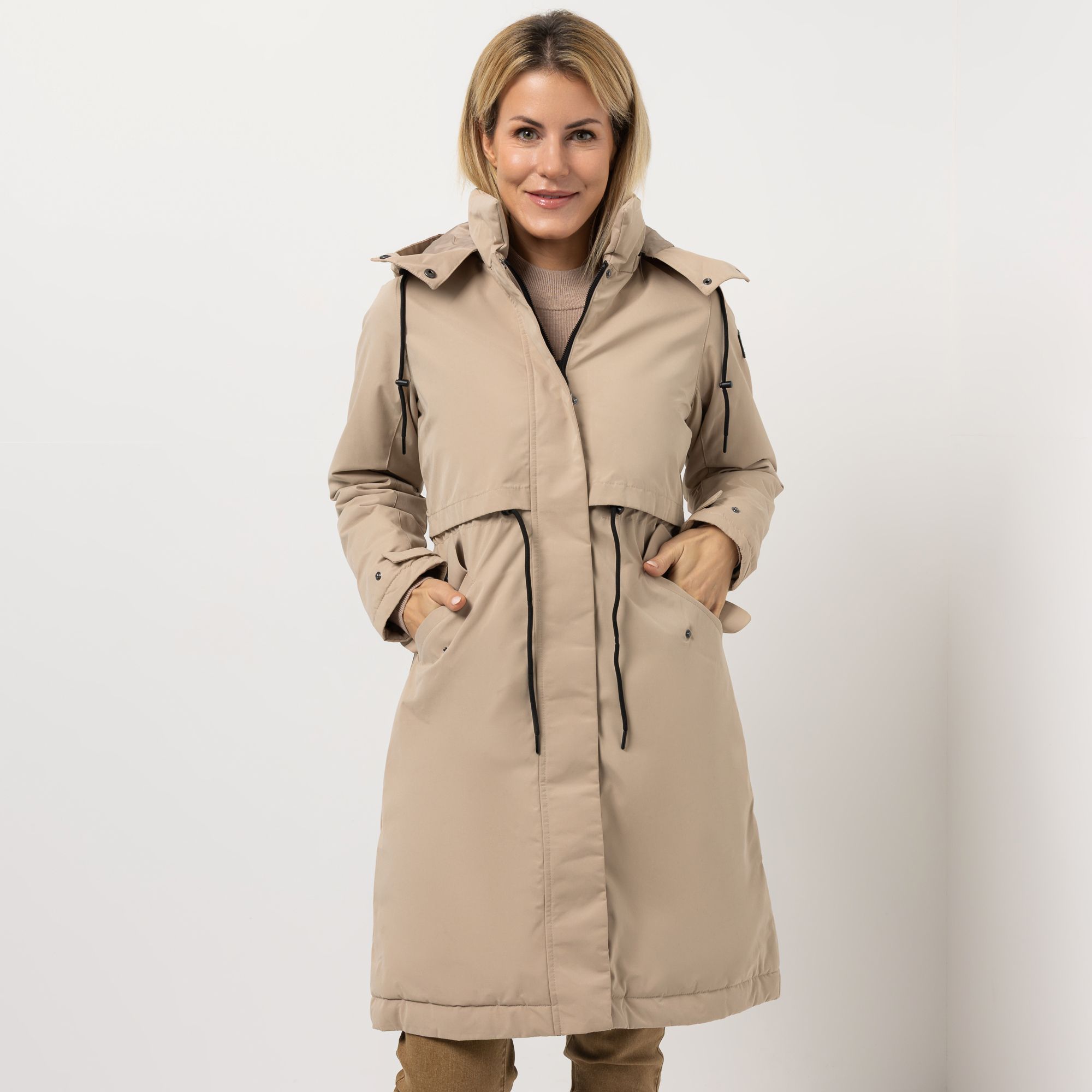 STRANDFEIN Trenchcoat wasserabweisend abnehmbare Kapuze figurumspielend