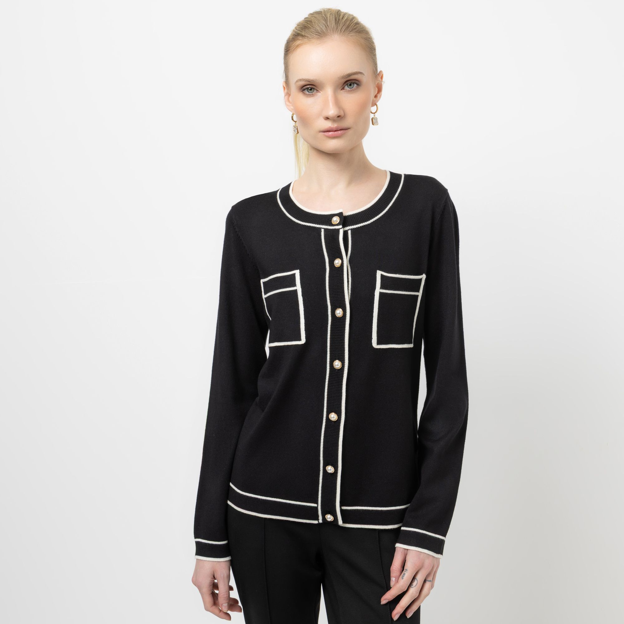 STEFFEN SCHRAUT Strickjacke Kontrastdetails Schmuckknöpfe figurumspielend