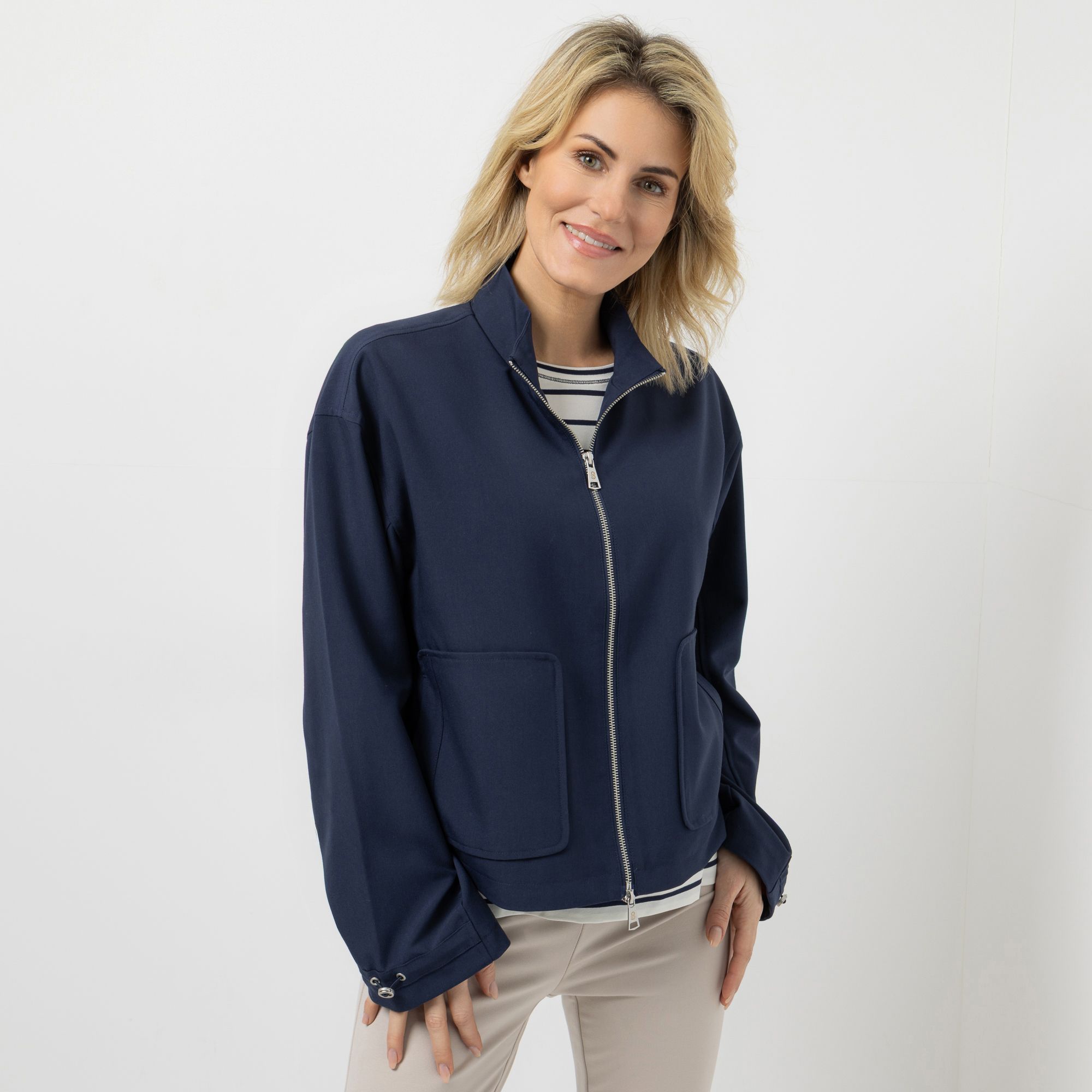 STRANDFEIN Blouson Stehkragen 2-Wege-Reißverschluss leger weit