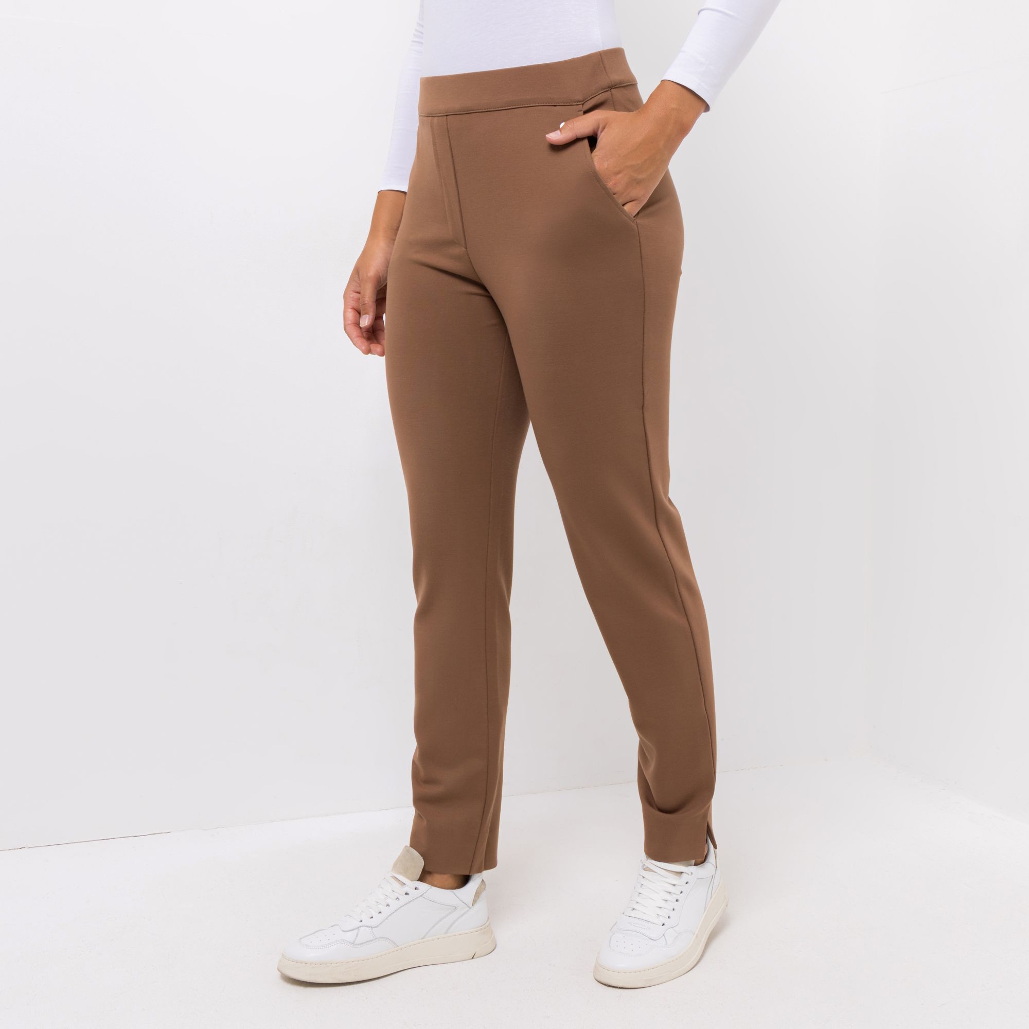 EVA LUTZ Hose, knöchellang Rundumdehnbund Logo-Plättchen konischer Beinverlauf