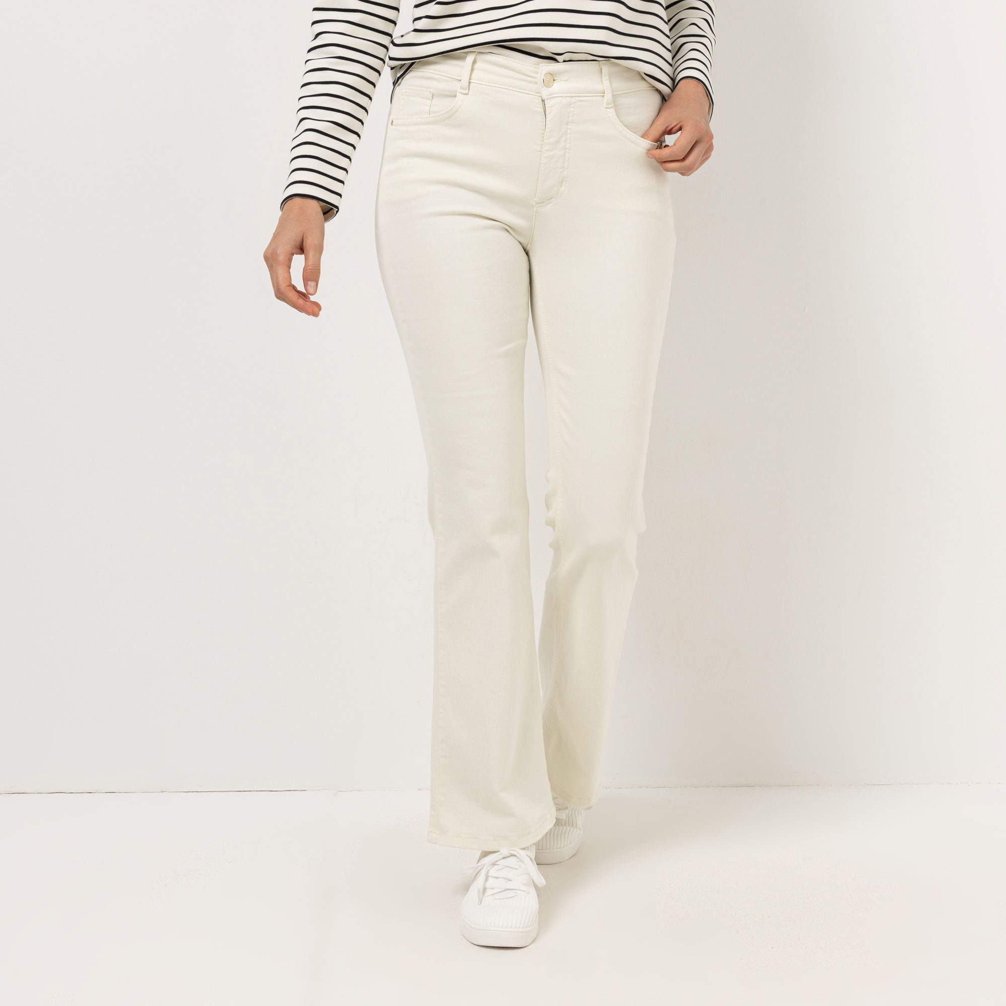 STRANDFEIN Jeanshose Stella lange Form, elastisch OEKO-TEX® Bootcut