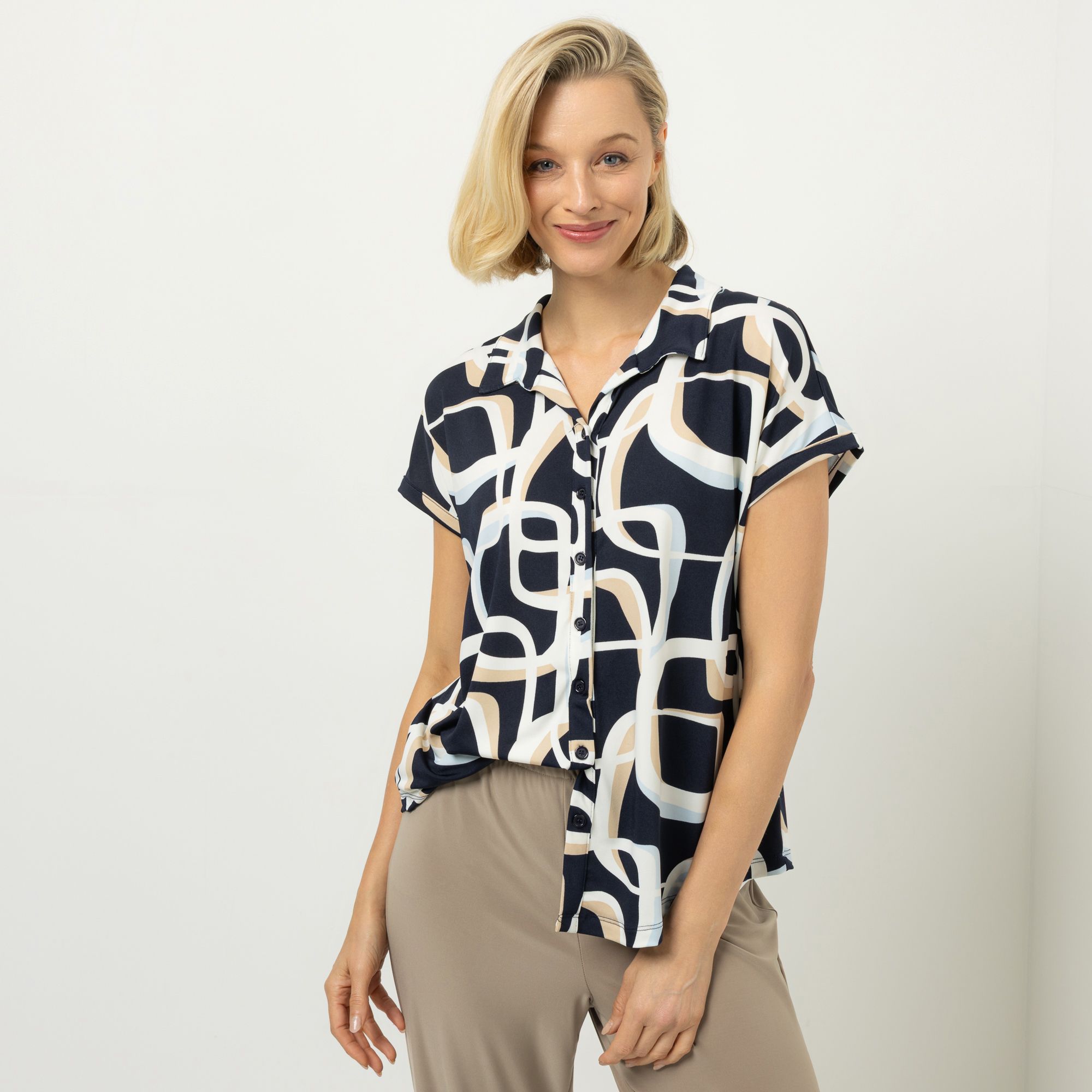 KIM & CO. Jerseybluse Brazil Knit Jersey Knopfleiste figurumspielend