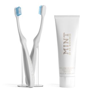MINT HOLLYWOOD SMILE 2 Handzahnbürsten Polish & Zahnpasta aufhellende Wirkung