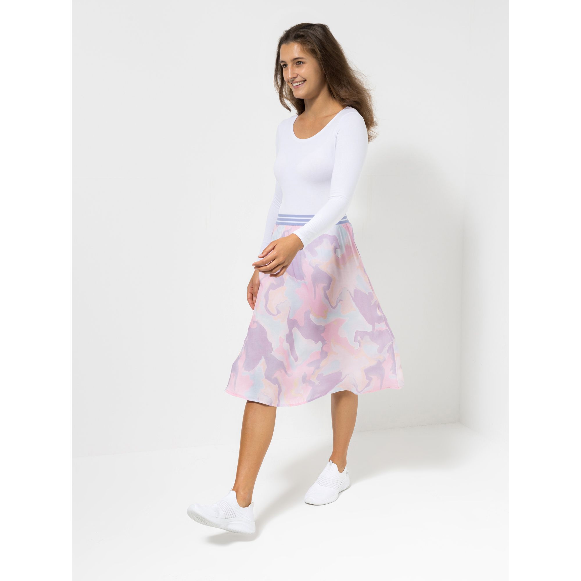 STUDIO UNIQUE® Rock, wadenumspielend aus ECOVERO™ Viskose gerade Form