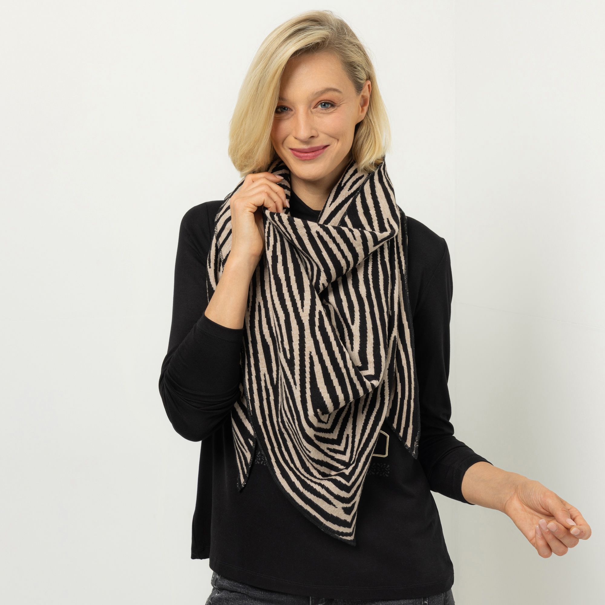 DINE 'N' DANCE Schal dreieckig Zebra-Jaquard 195x95cm