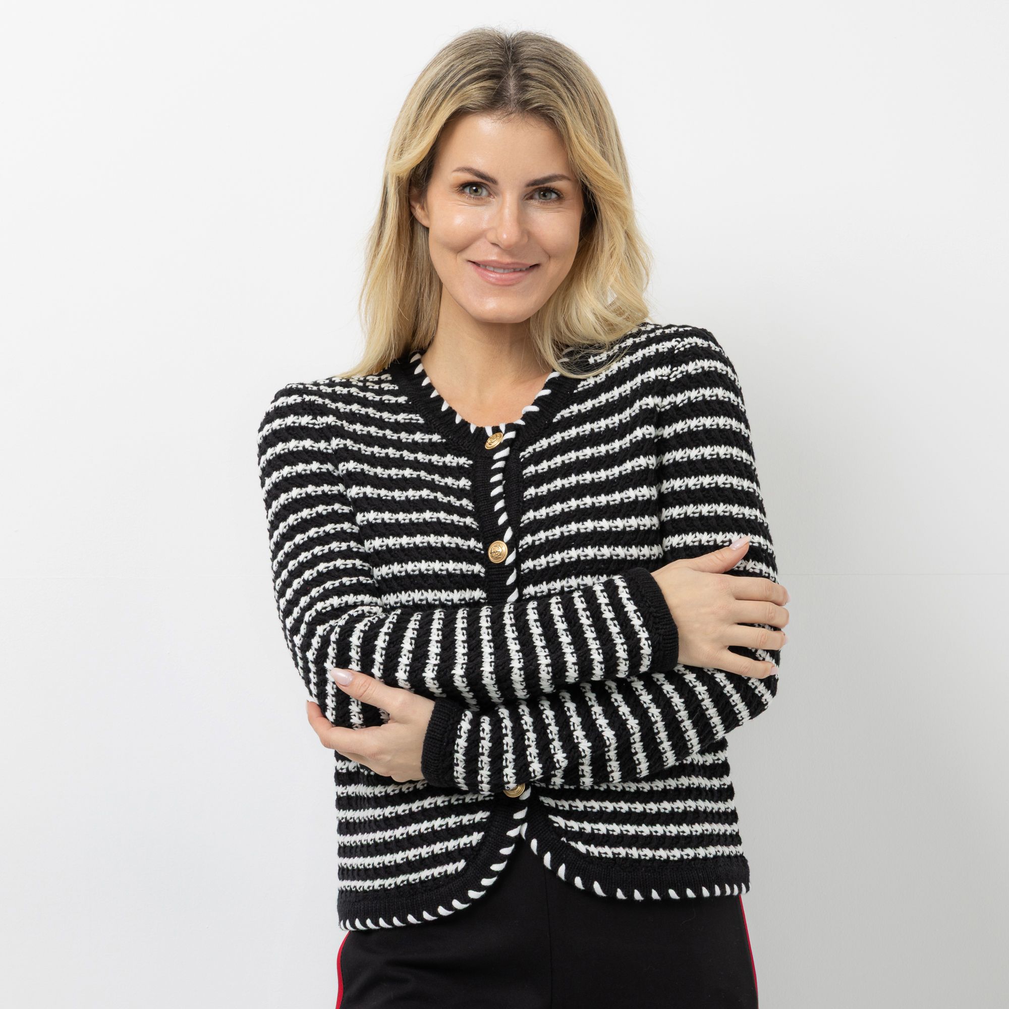 STRANDFEIN Cardigan, gestreift Rundhalsausschnitt dekorative Knöpfe figurumspielend