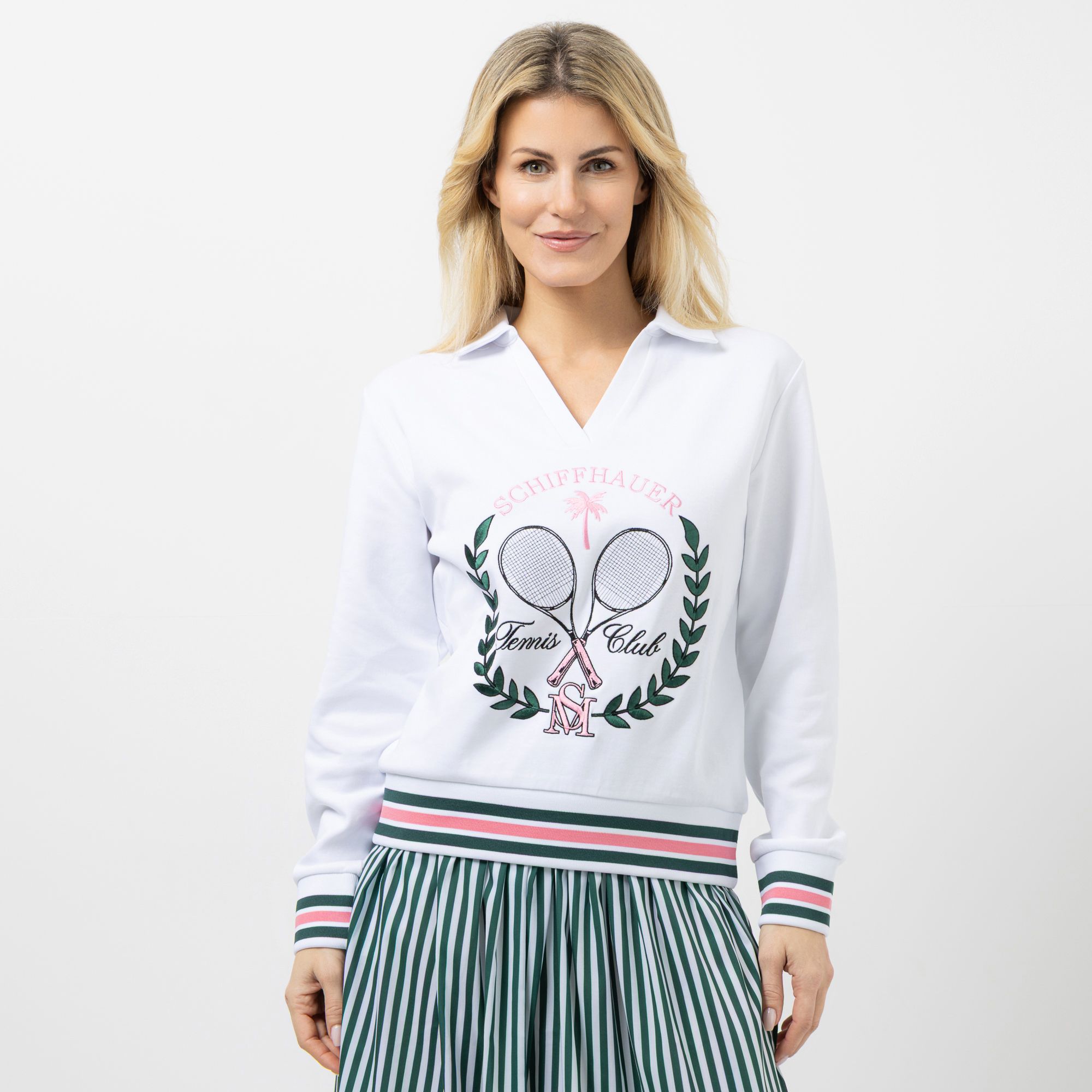 SCHIFFHAUER MUNICH® Sweatshirt V-Ausschnitt mit Stickerei leger weit