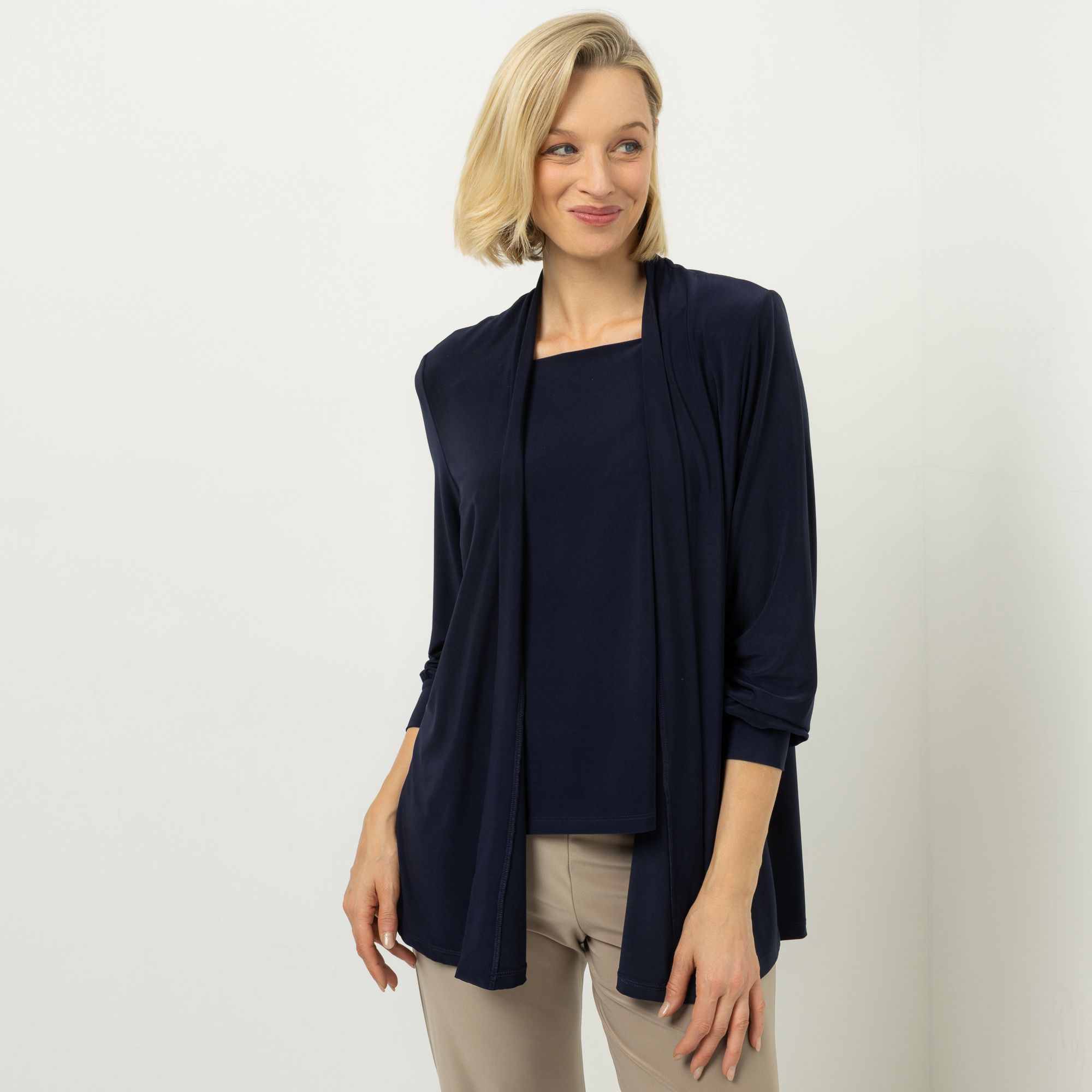 KIM & CO. Cardigan, Langarm Deluxe Brazil Knit Ärmel mit Bündchen figurumspielend