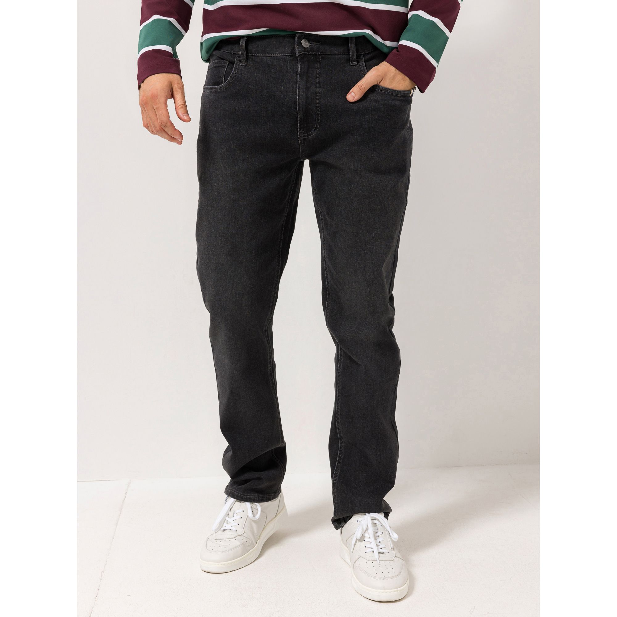 STRANDFEIN Menswear Jeanshose lange Form 5-Pocket-Style Logo-Stickerei