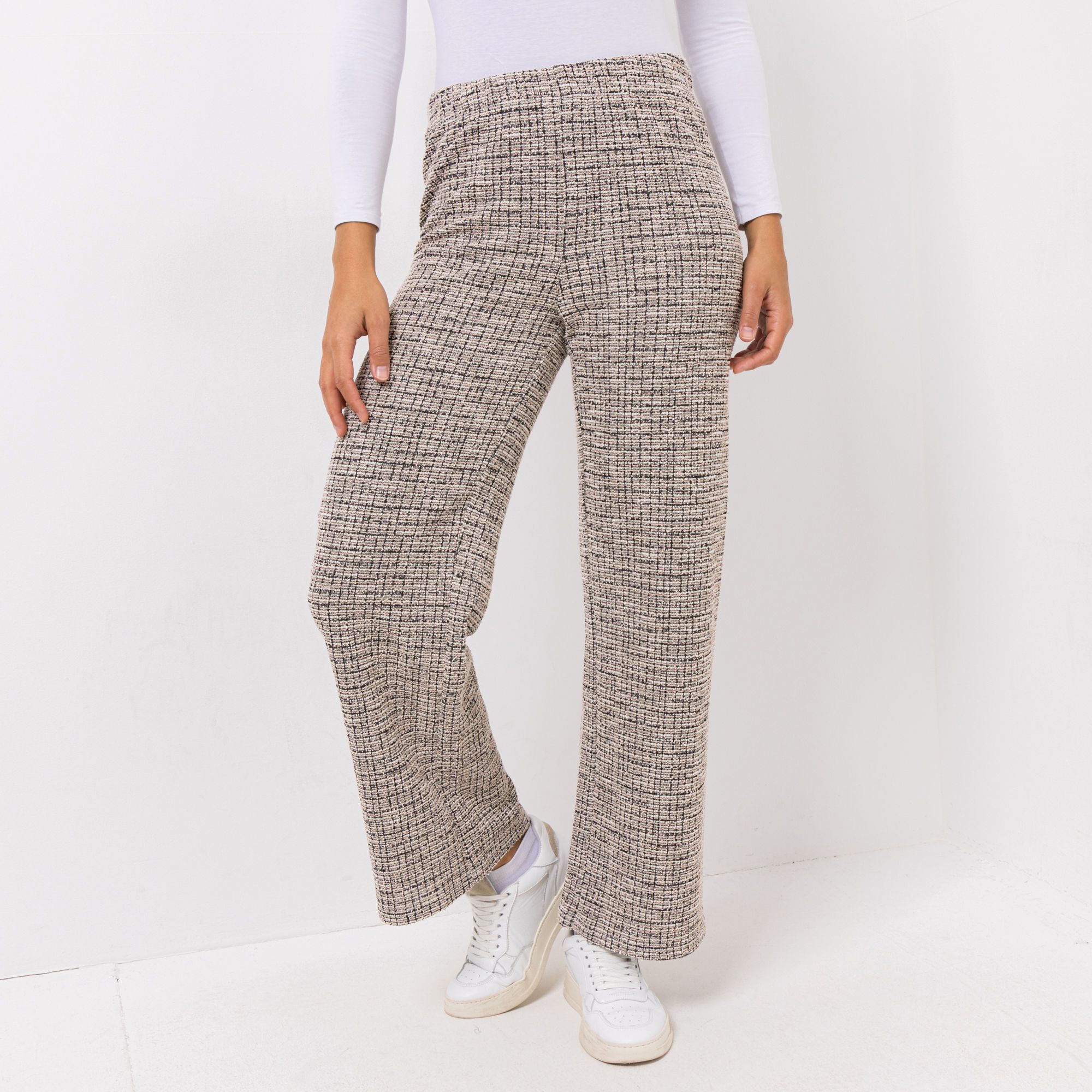 KIM & CO. Hose, 1/1-Länge Jersey, Boucle-Optik Rundumdehnbund weiter Beinverlauf