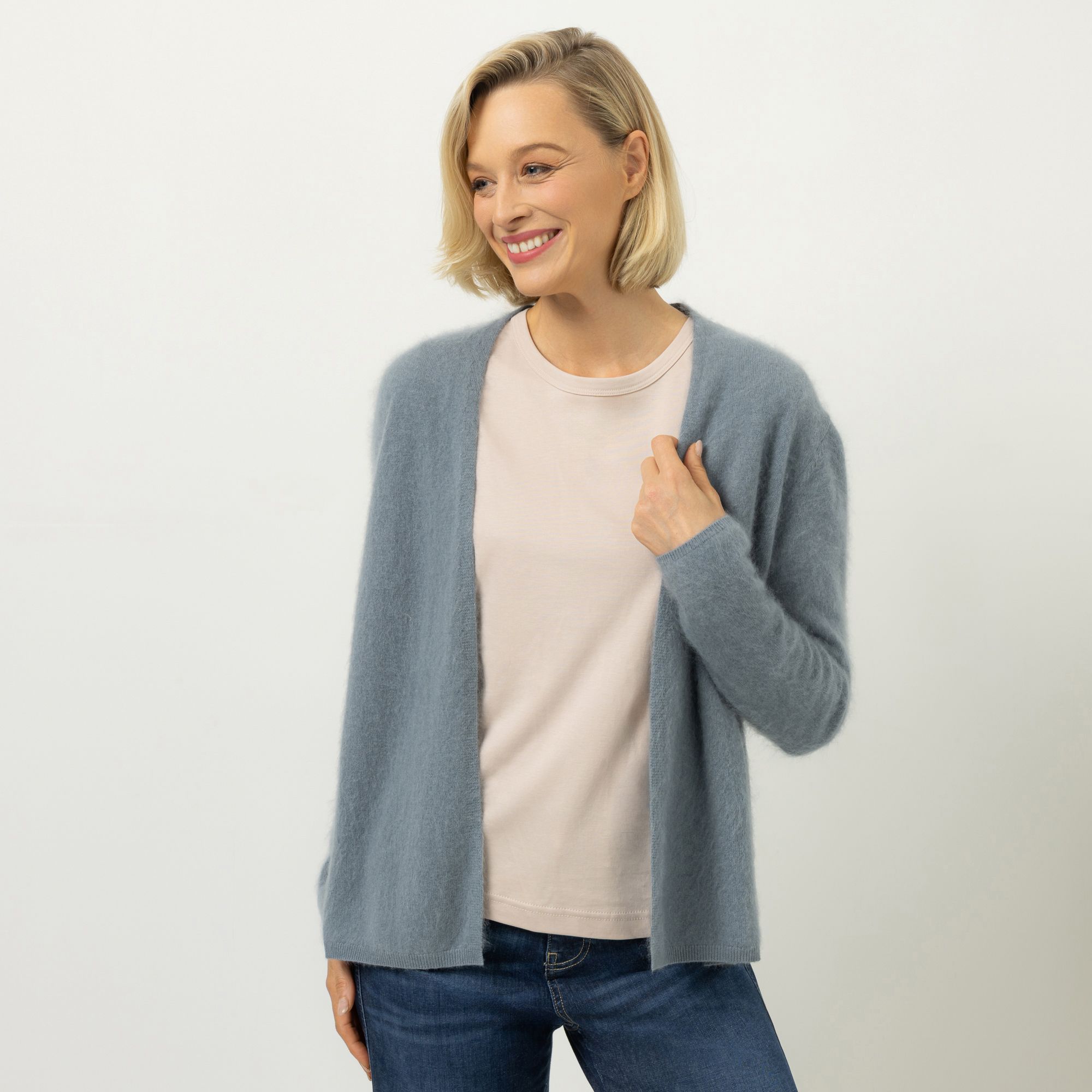 ANNA VON GRIESHEIM Cardigan, Langarm Merino/Kaschmir offene Front figurmumspielend