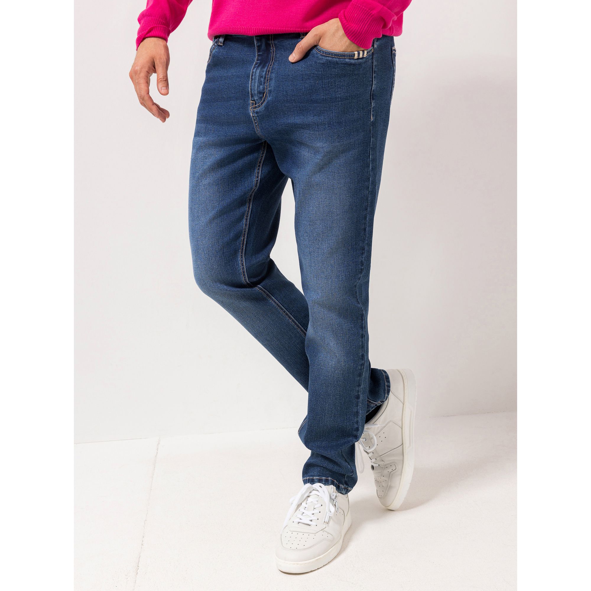 STRANDFEIN Menswear Jeanshose 5-Pocket-Style Logo-Stickerei elastisch