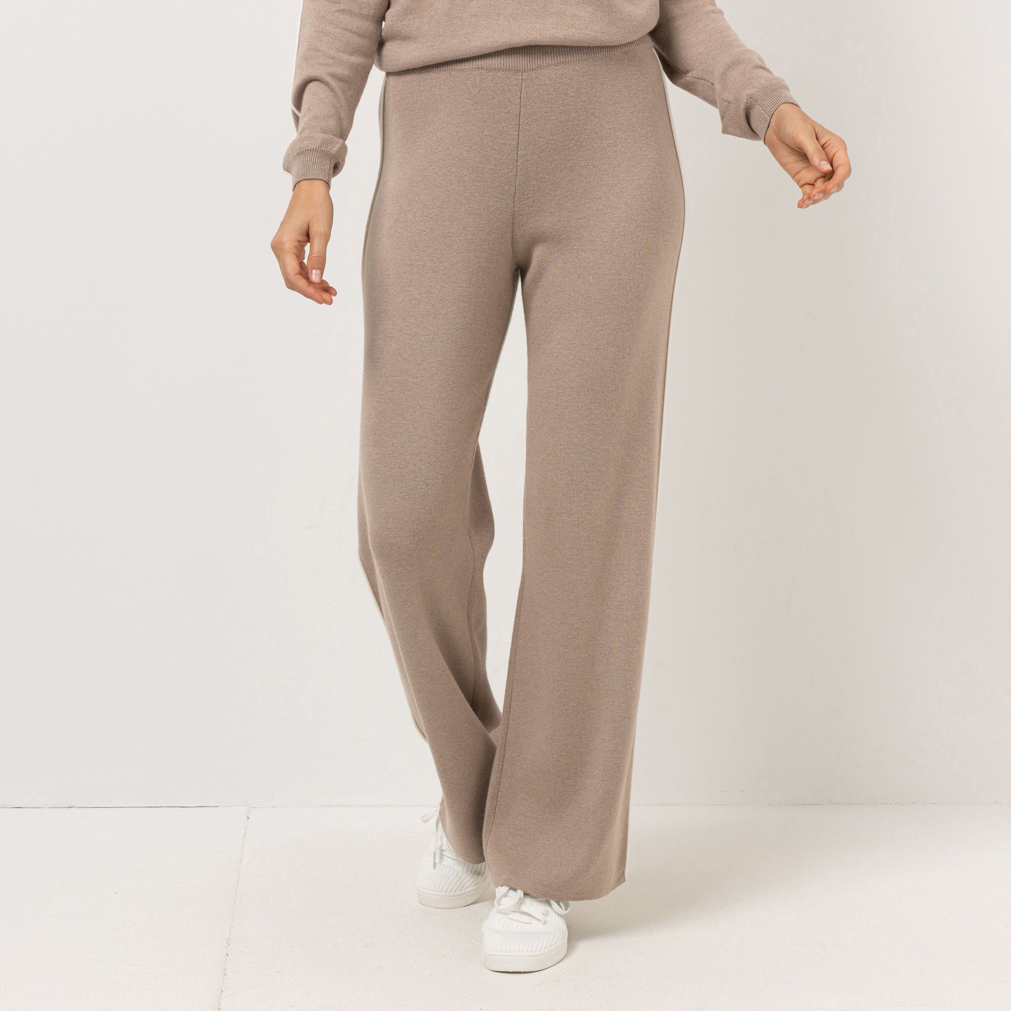 STRANDFEIN Strickhose lange Form Kontrastpiping weites Bein