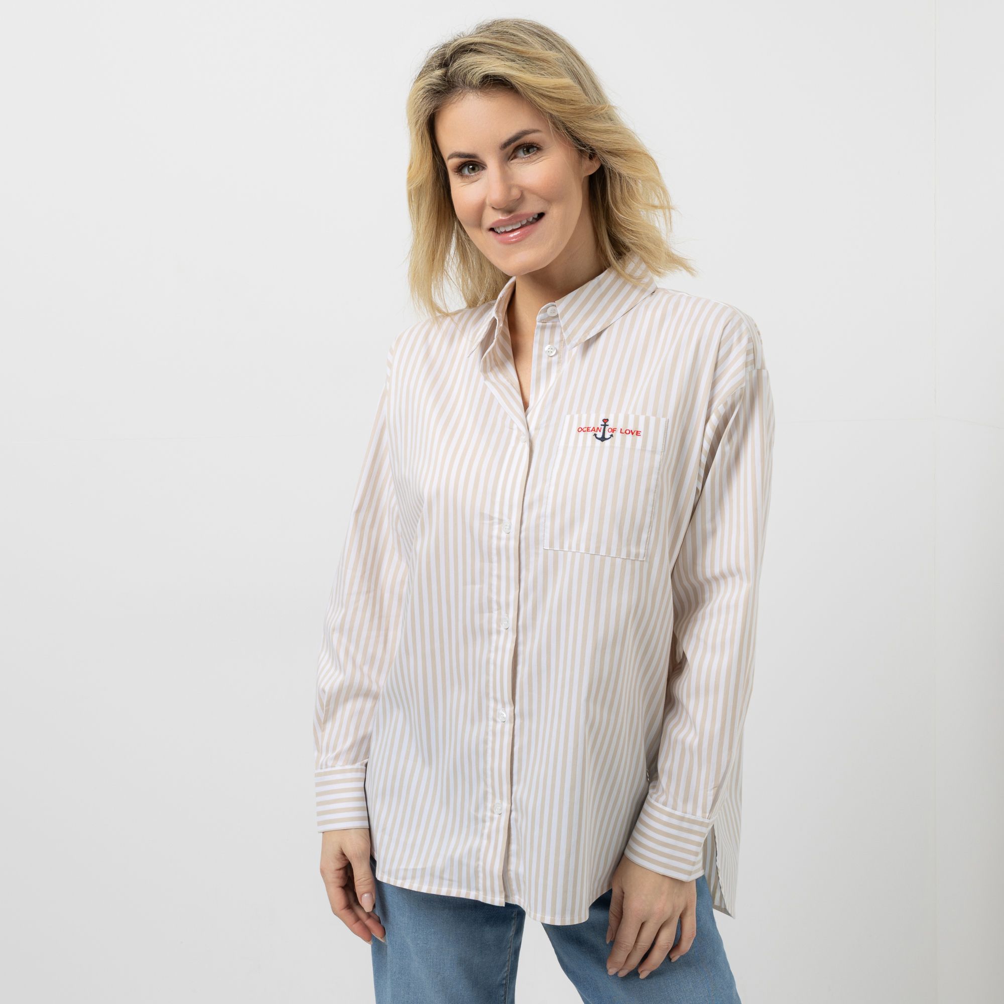 STRANDFEIN Bluse, oversize Hemdblusenkragen Brusttaschenstickerei leger weit