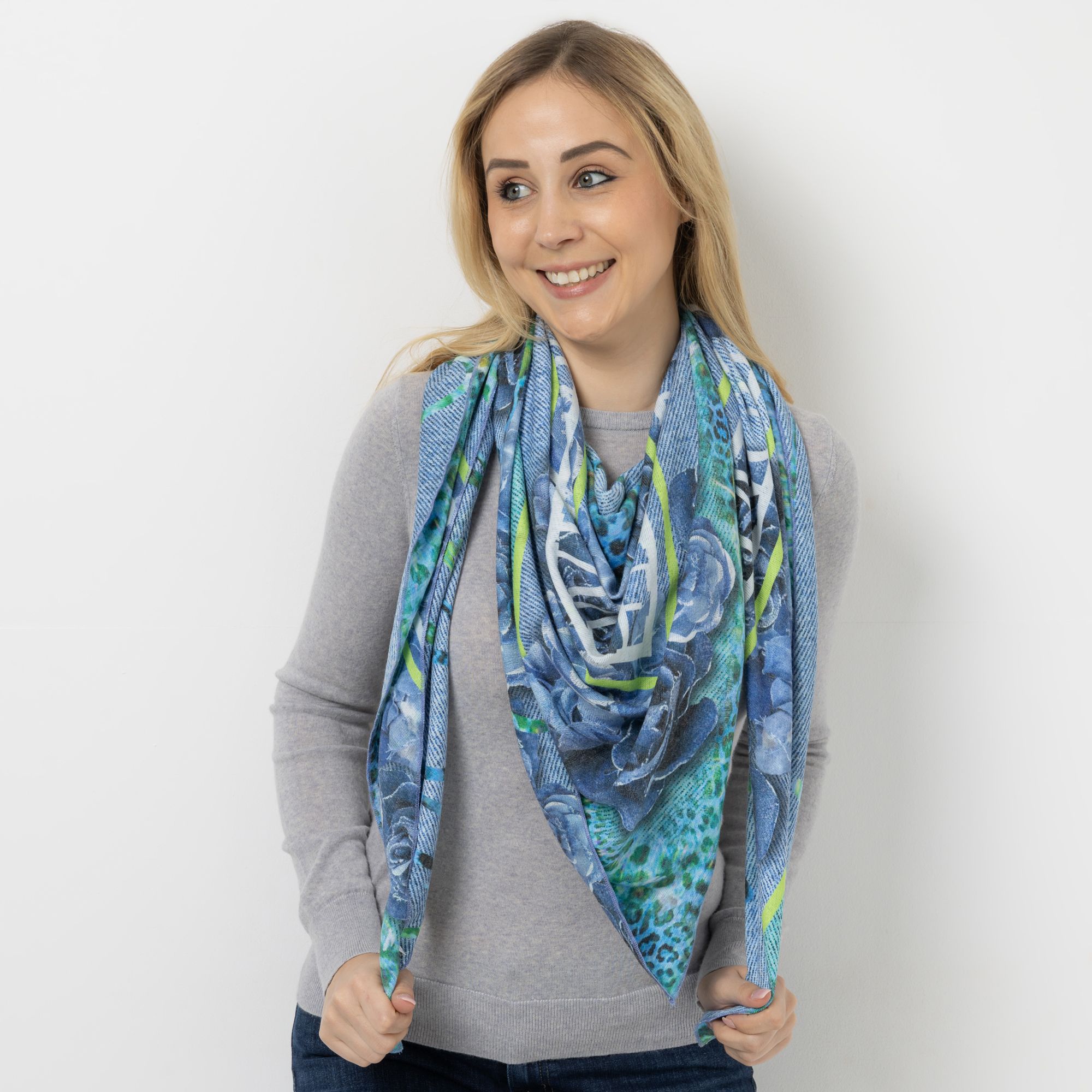 DINE 'N' DANCE Dreiecktuch bedruckt