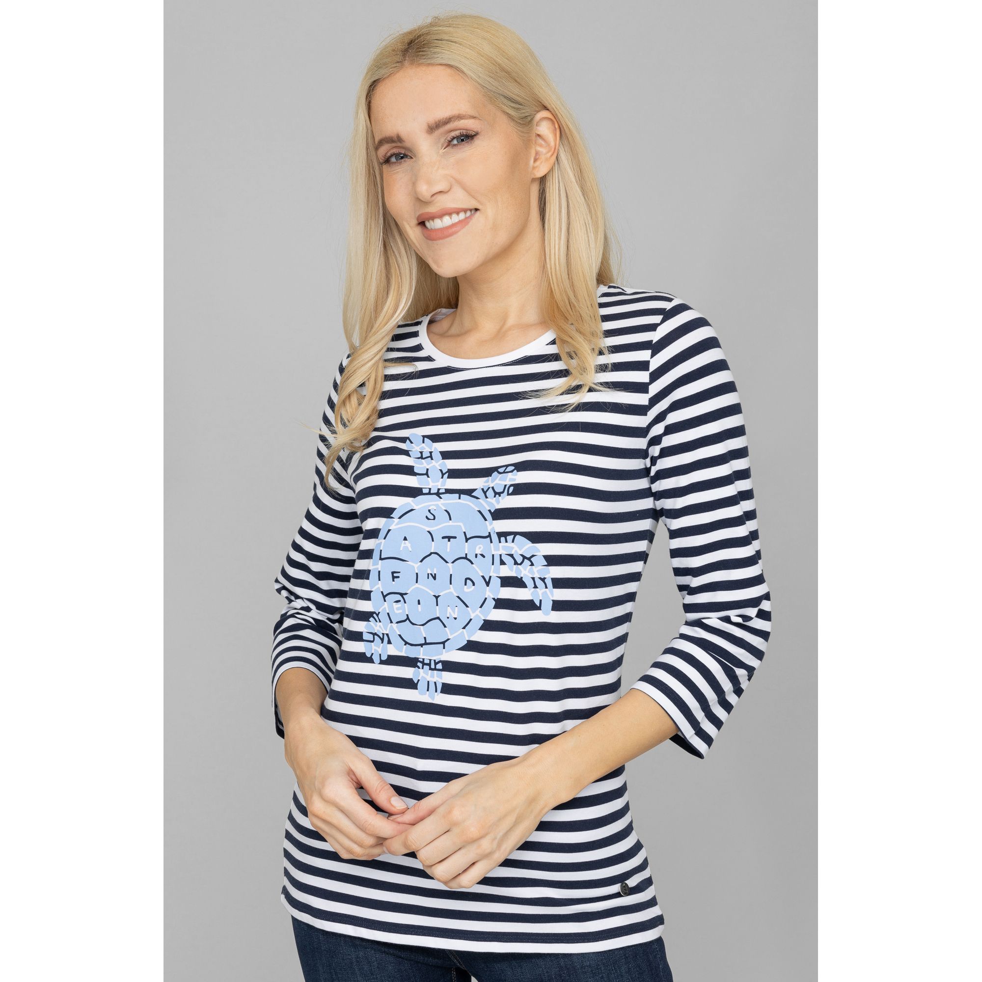 STRANDFEIN Shirt, 3/4-Arm Rundhalsausschnitt Schildkröten-Druck figurumspielend