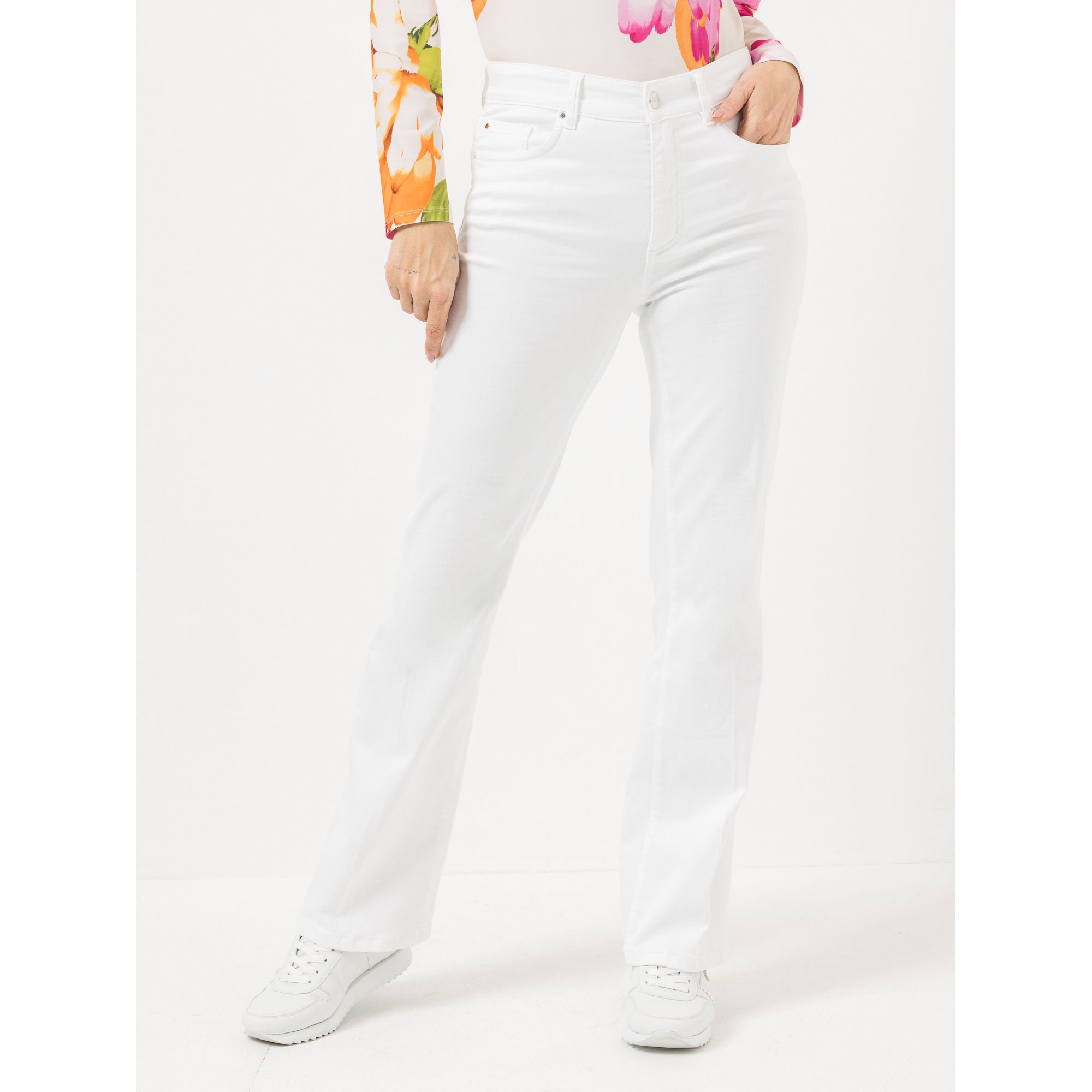 STEFFEN SCHRAUT Jeans, 5-Pocket-Style Bügelfalte ausgestelltes Bein lange Länge