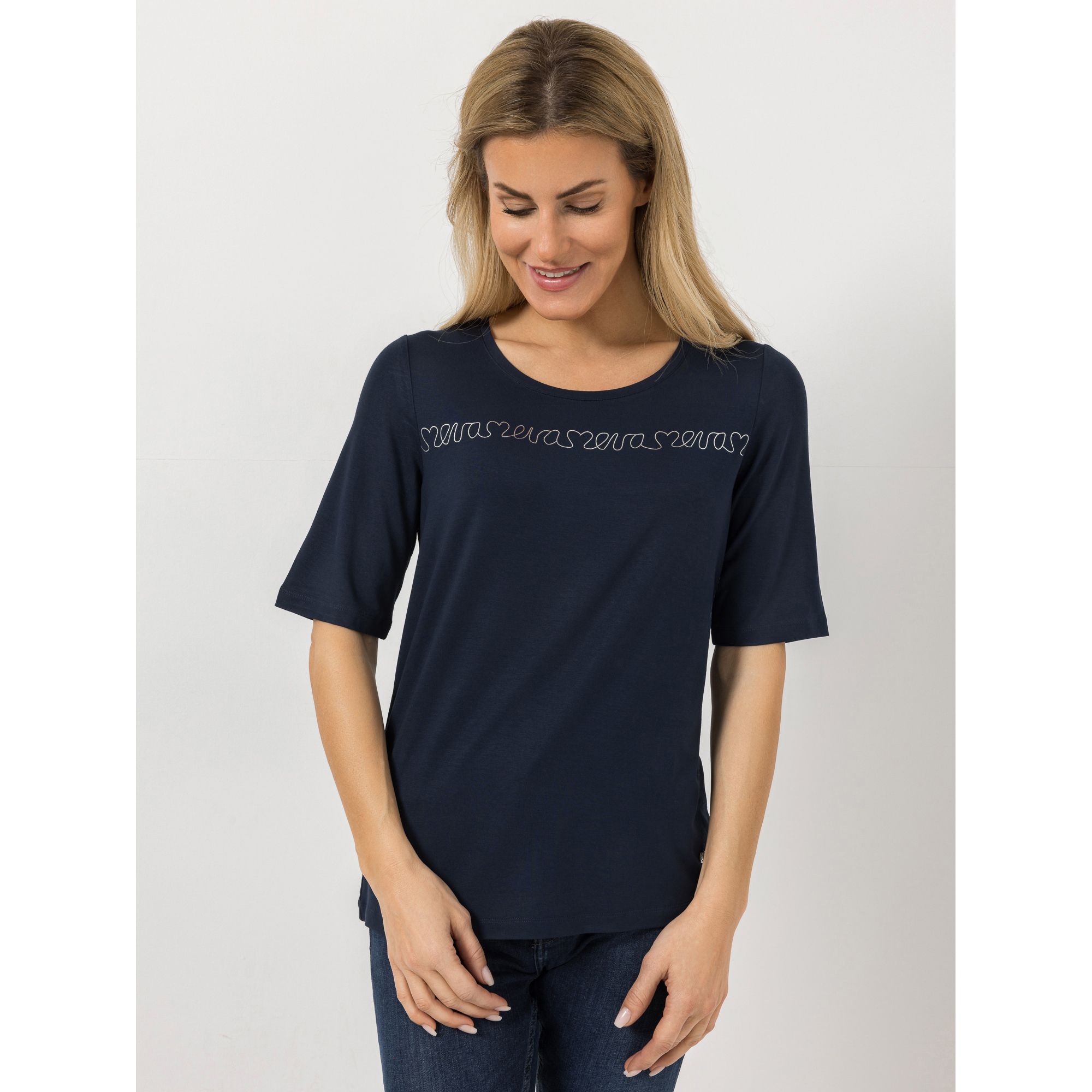 EVA LUTZ Shirt Rundhalsausschnitt mit ECOVERO Viskose figurumspielend