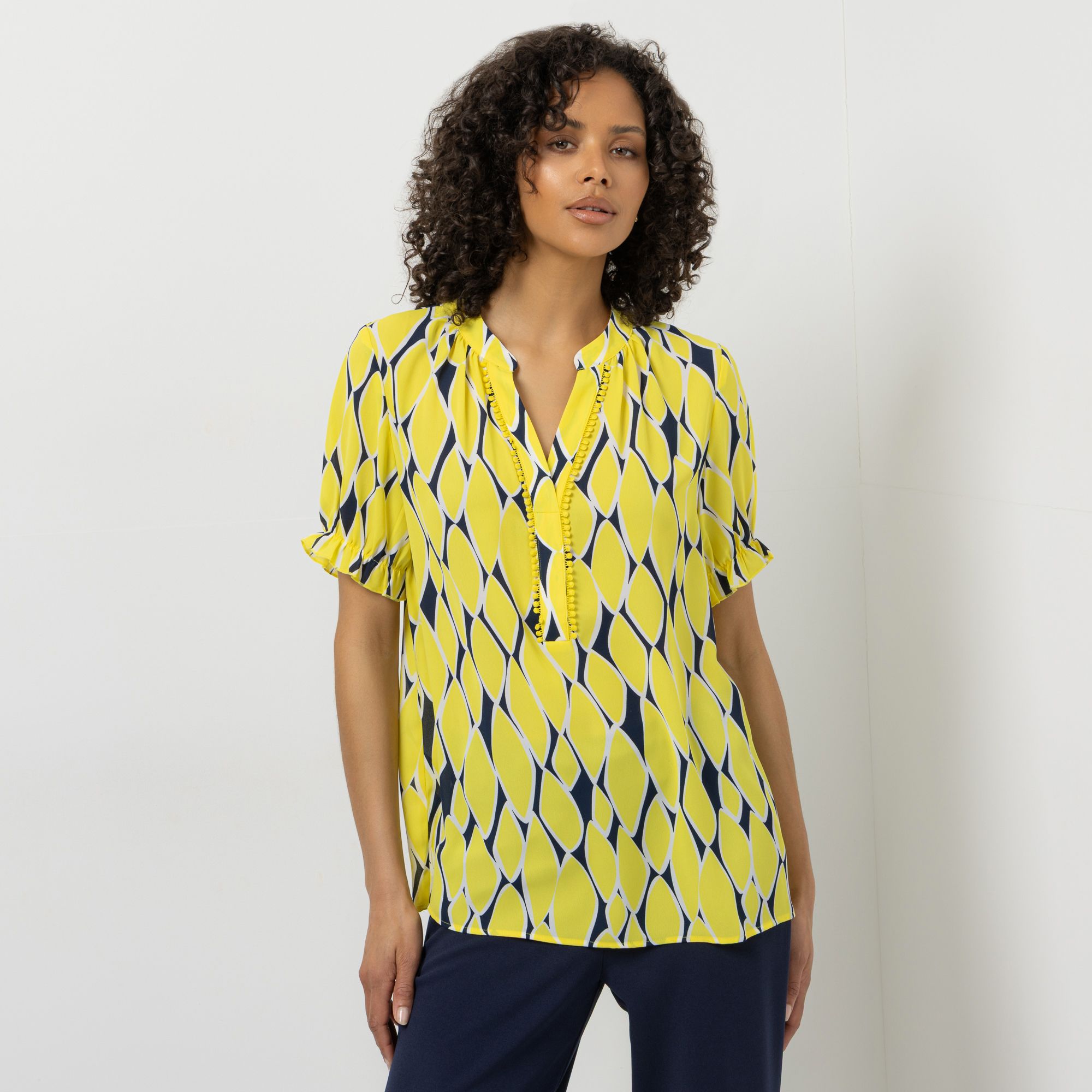 STEFFEN SCHRAUT Bluse, 1/2-Arm Serafino-Ausschnitt Rüschendetails leger weit