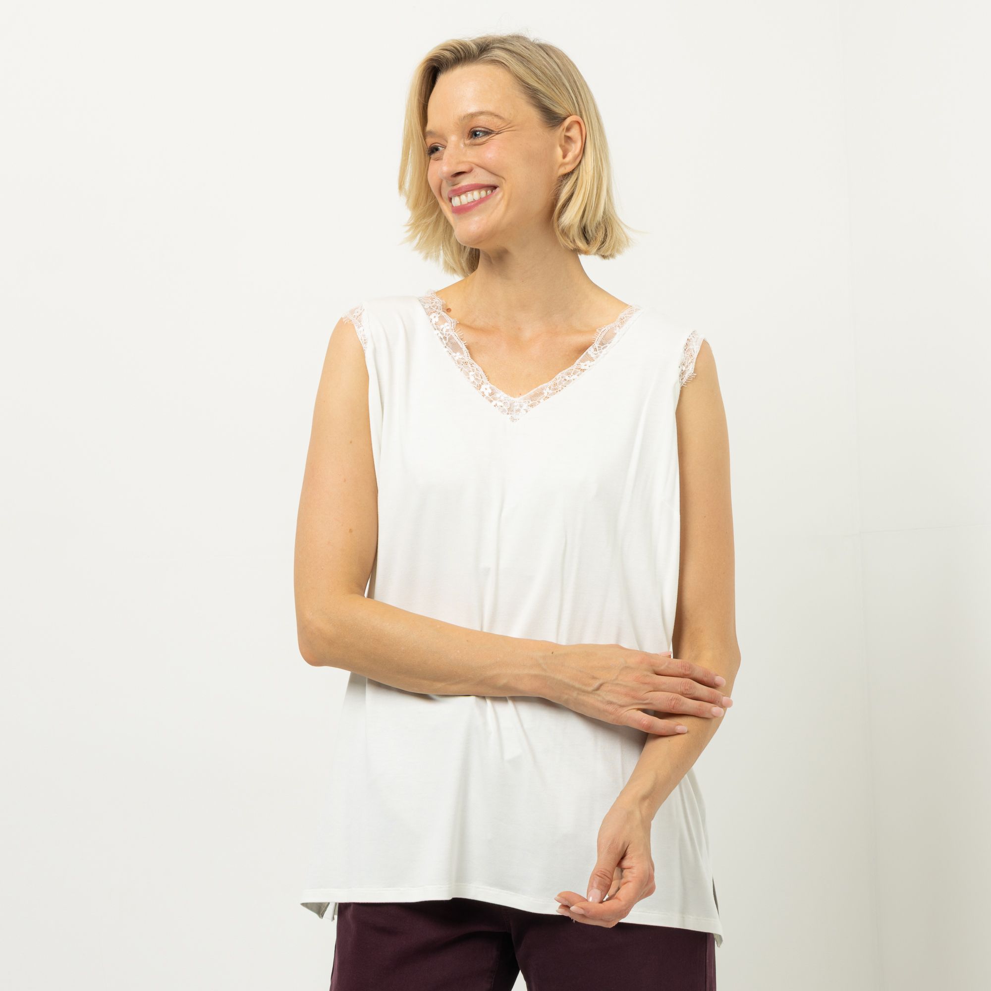 DINE 'N' DANCE Top V-Ausschnitt mit Spitze leger