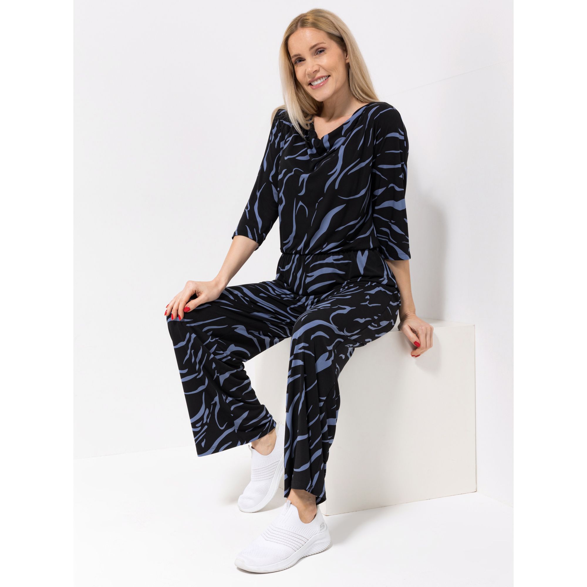KIM & CO. Jumpsuit, 1/2-Arm Brazil Knit Jersey Wasserfall-Ausschnitt weites Bein