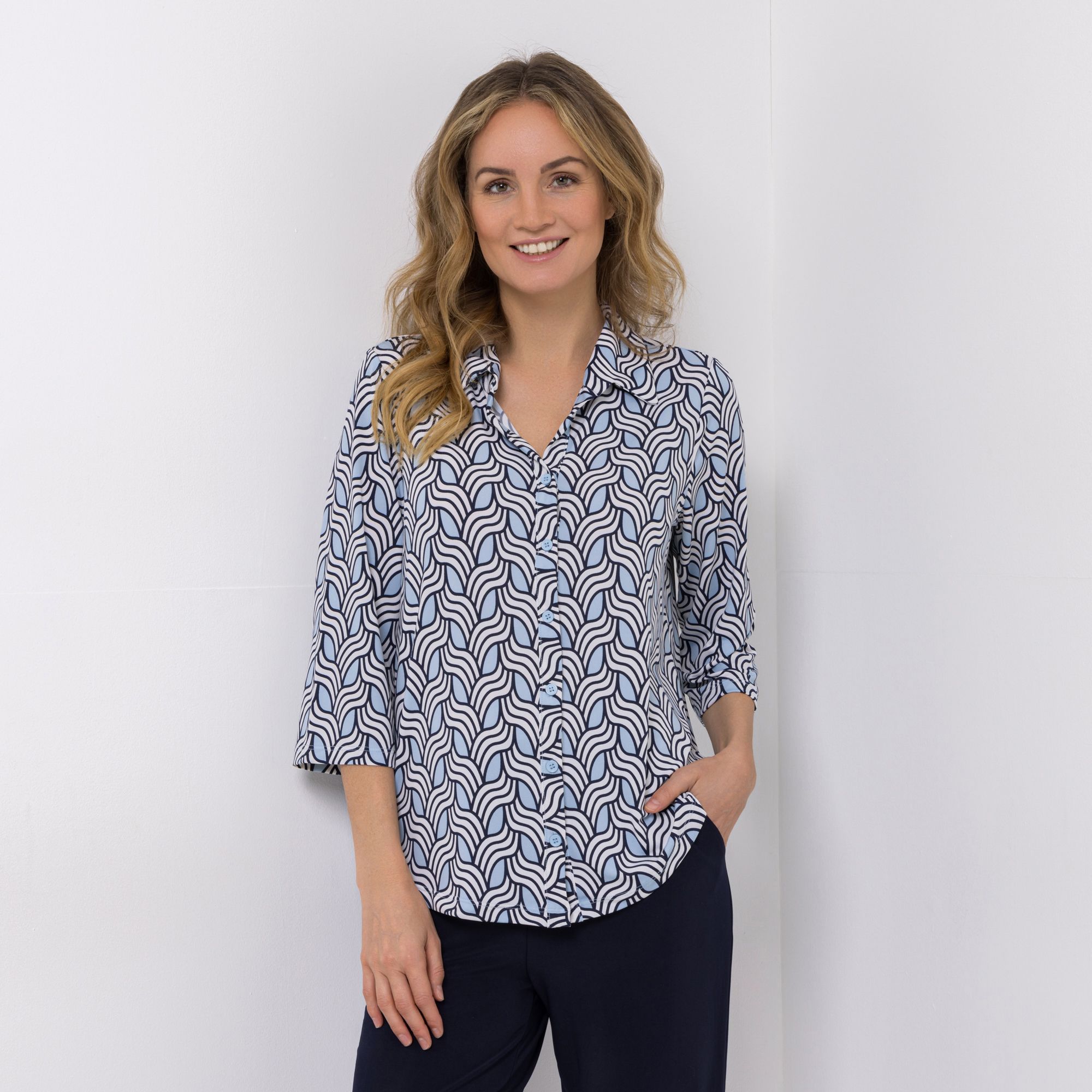 KIM & CO. Jerseybluse, 3/4-Arm Brazil Knit Jersey Knopfleiste figurumspielend