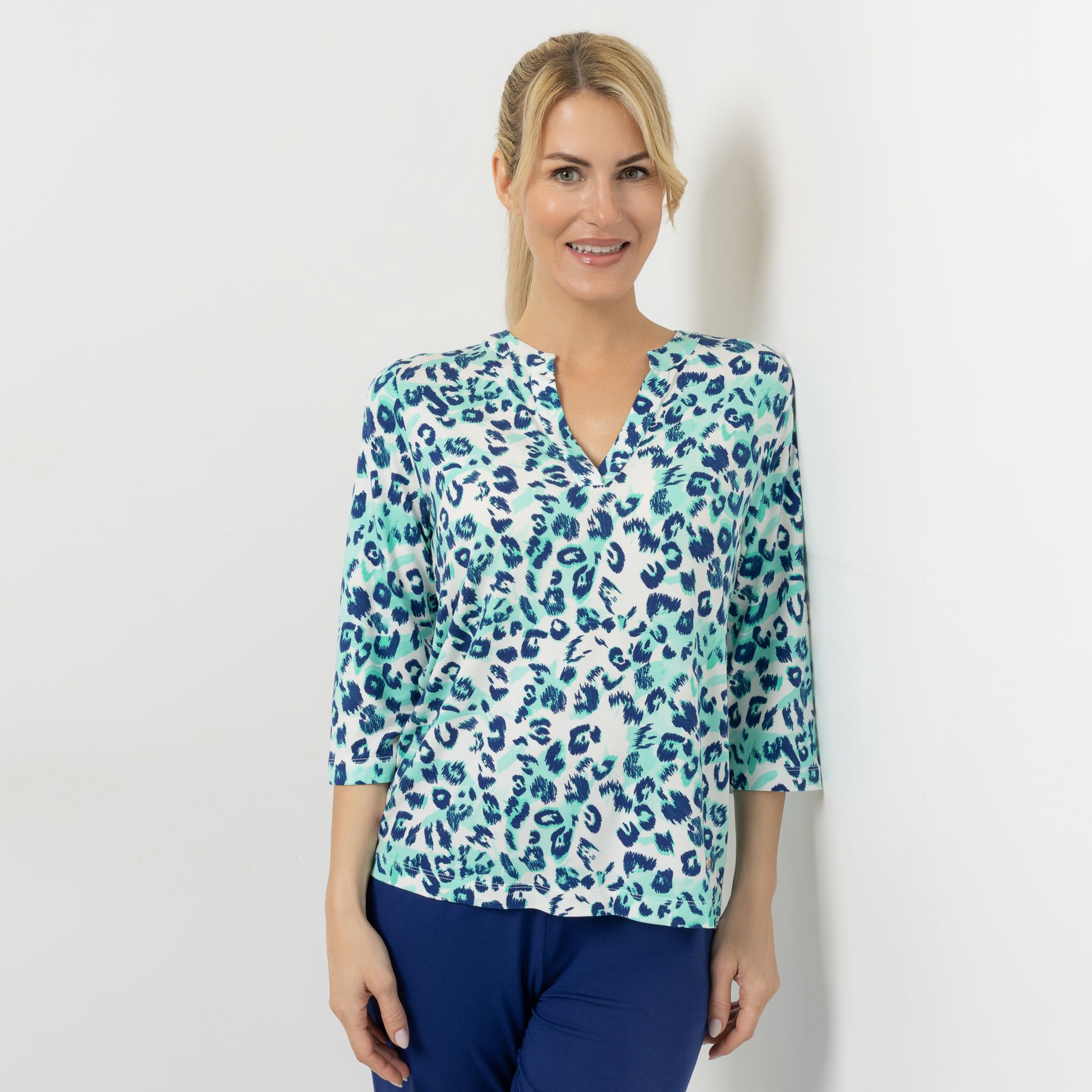 EVA LUTZ Shirt, 3/4-Arm Rundhalsausschnitt mit ECOVERO Viskose figurumspielend